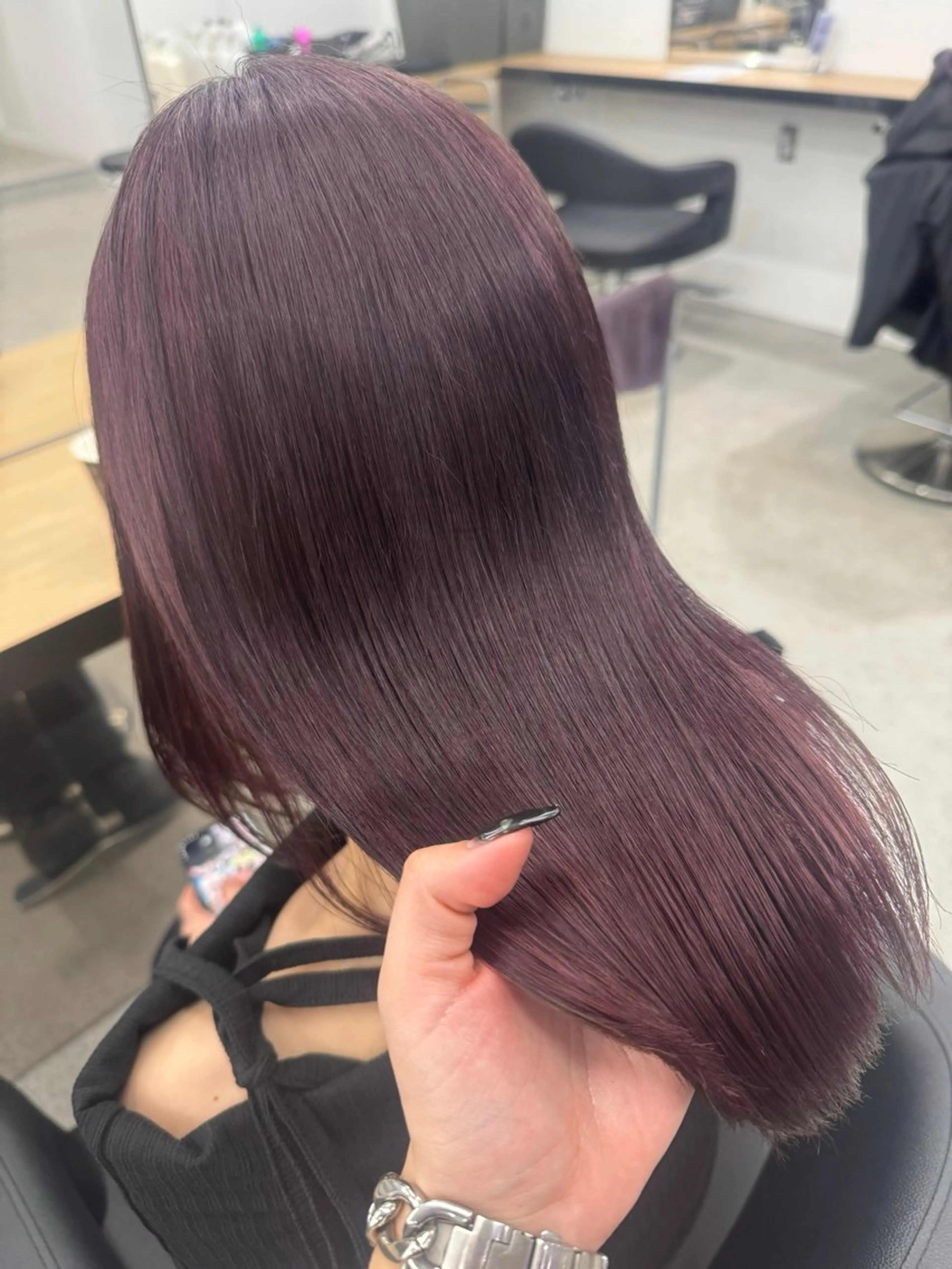 ロング カラー ヘアカラー 暗髪🩶ラベンダー/ ブルー/ユウナ🤍のヘアスタイル