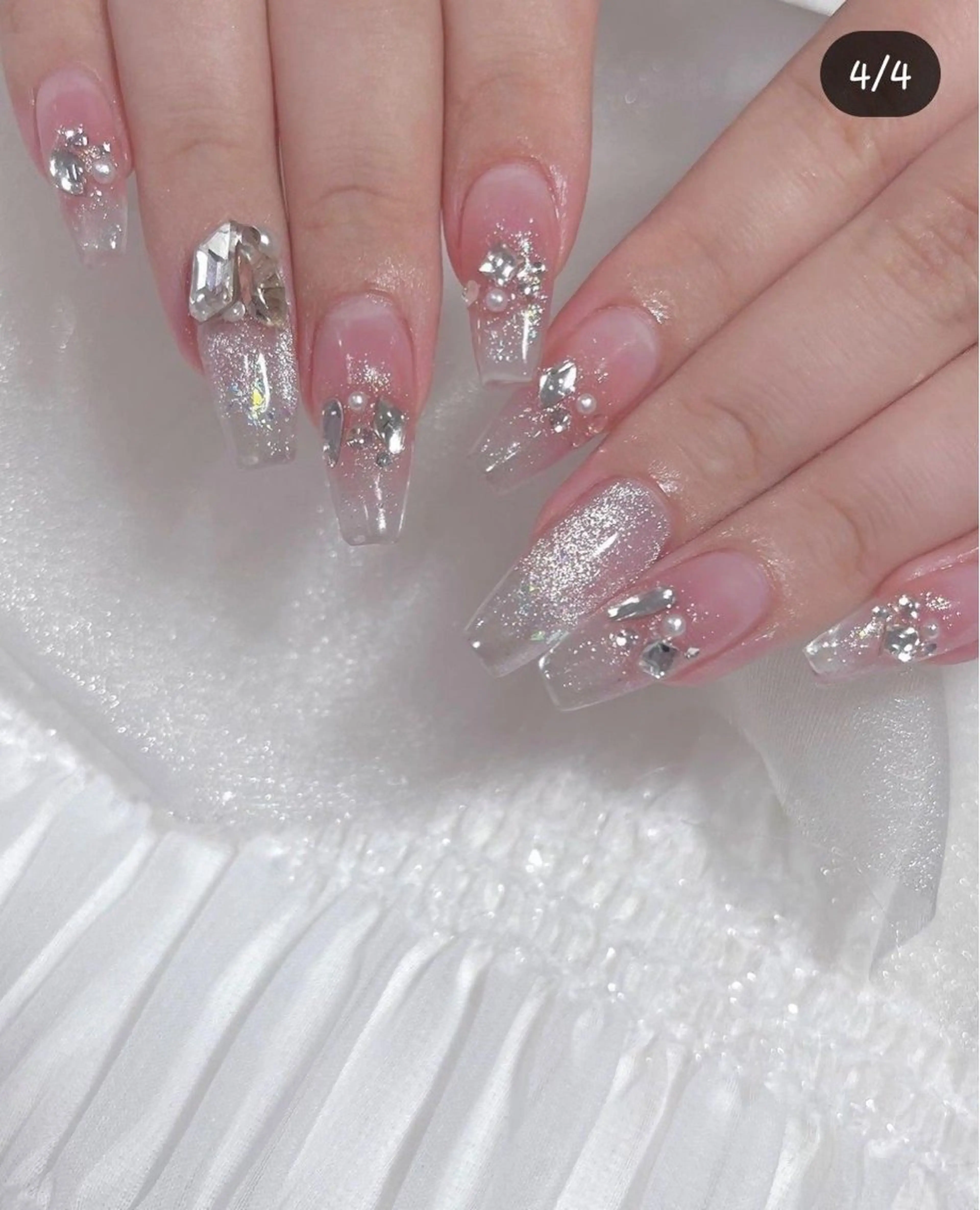 ネイル フレンチネイル グラデーション 韓国ネイル マグネットネイル ミラーネイル ハンドネイル Vp ネイルのネイルデザイン