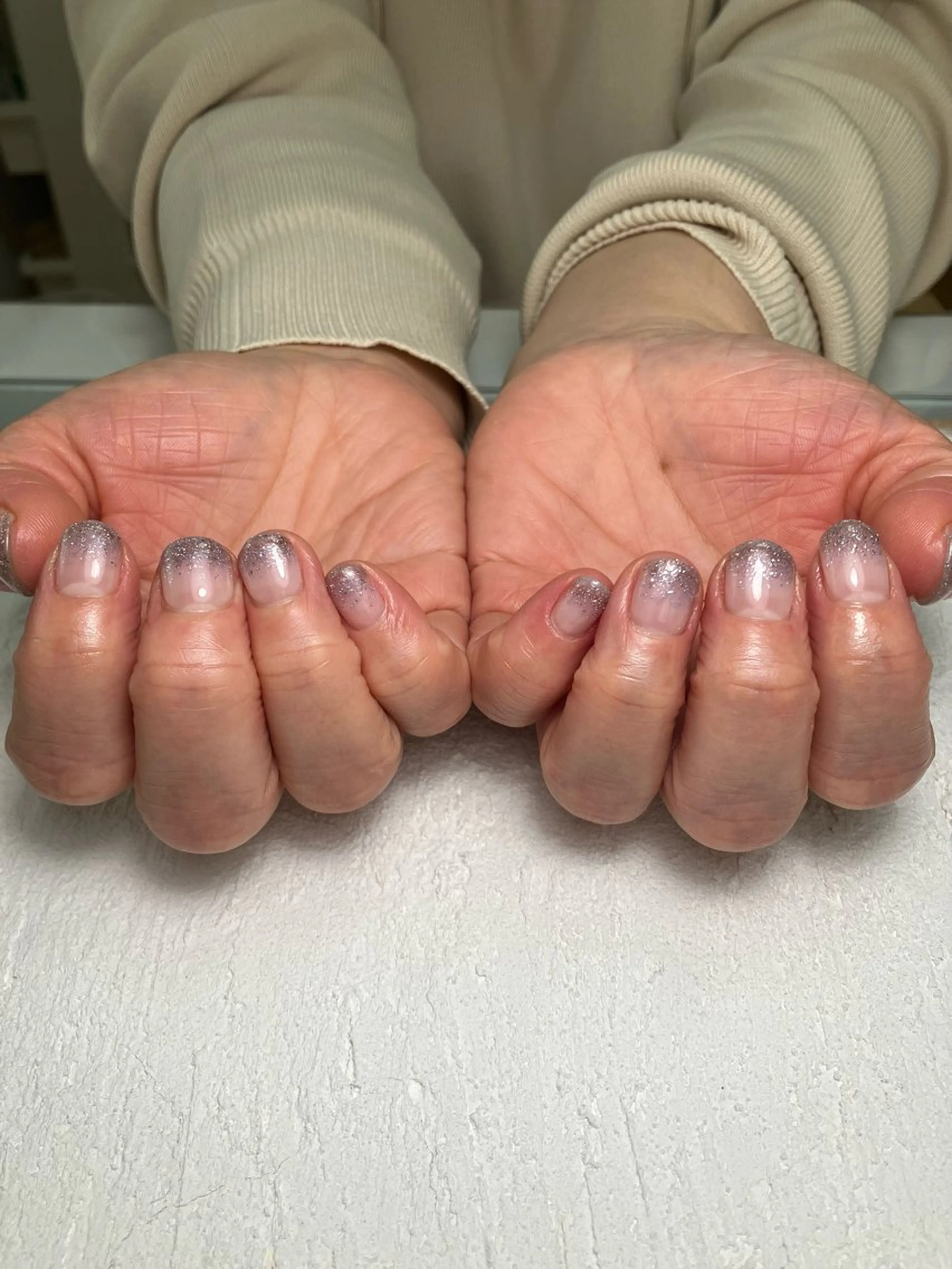 ネイル フラッシュネイル ジェルネイル グラデーション ラメ(グリッター) ラメグラデーション nail salon Bloom所属・自宅サロンBloom 橋本のネイルデザイン