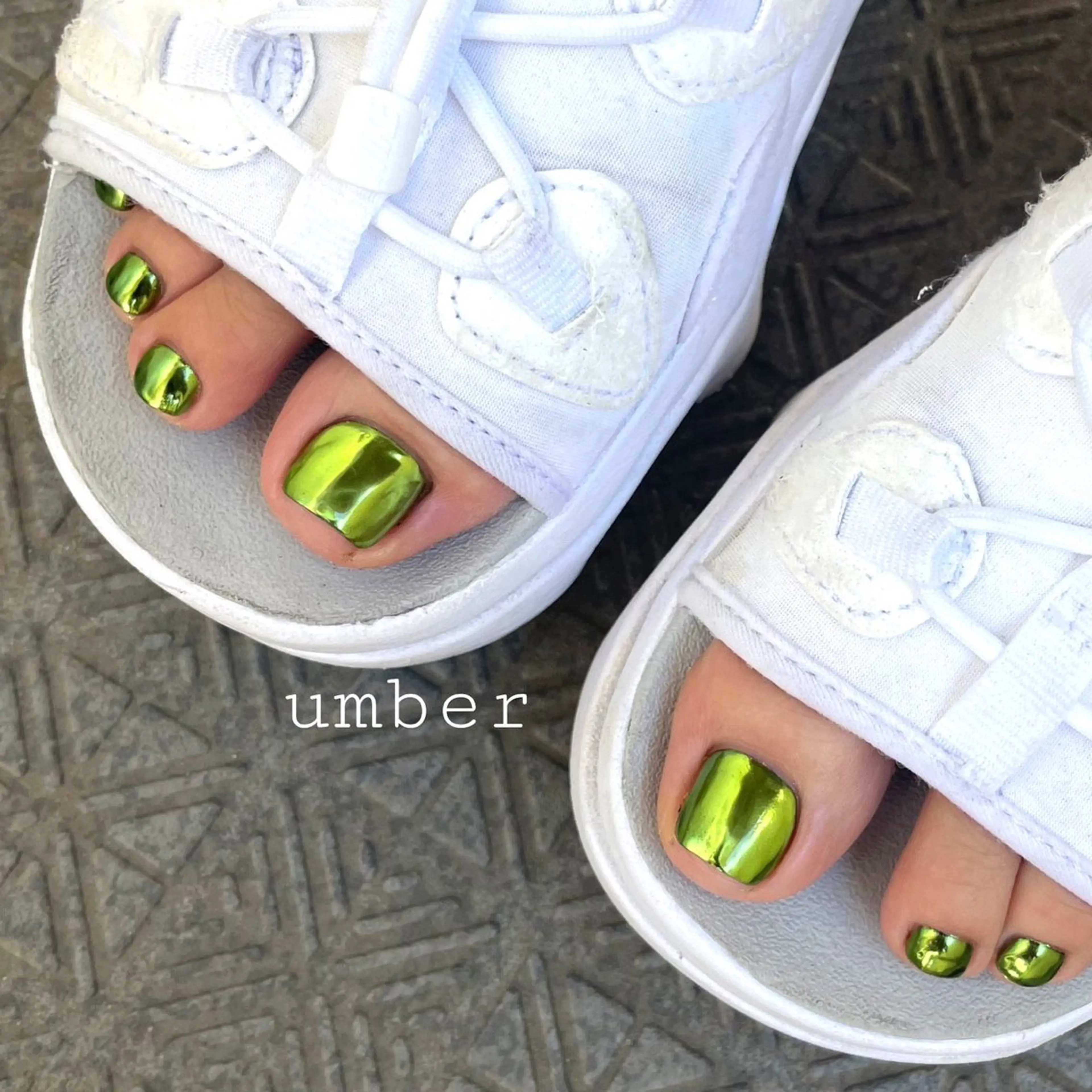 ネイル グリーン ミラーネイル umber 三茶1分のネイルデザイン