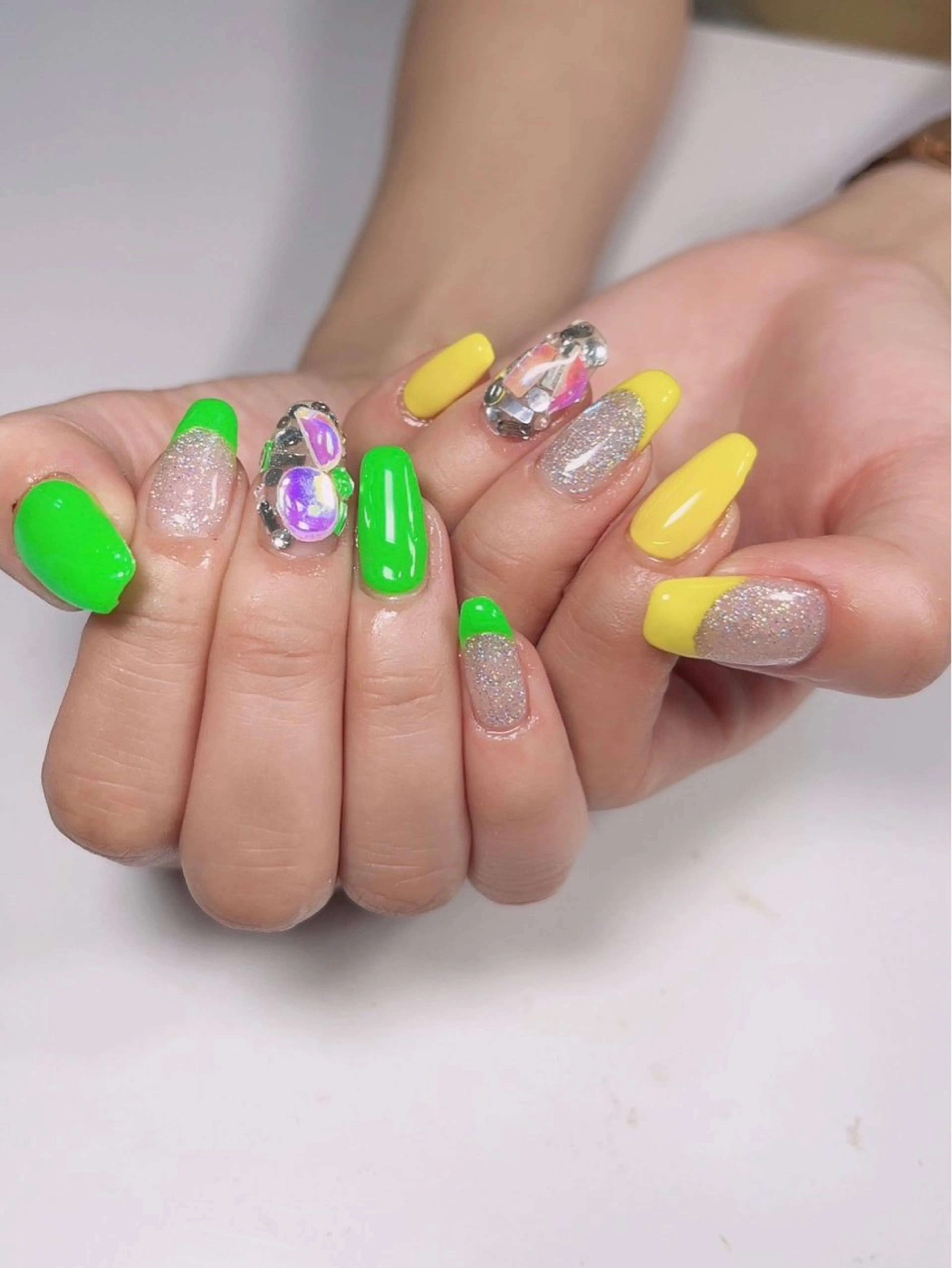 ネイル ハンドネイル ネイルサロン ロア旧ジョリーのネイルデザイン