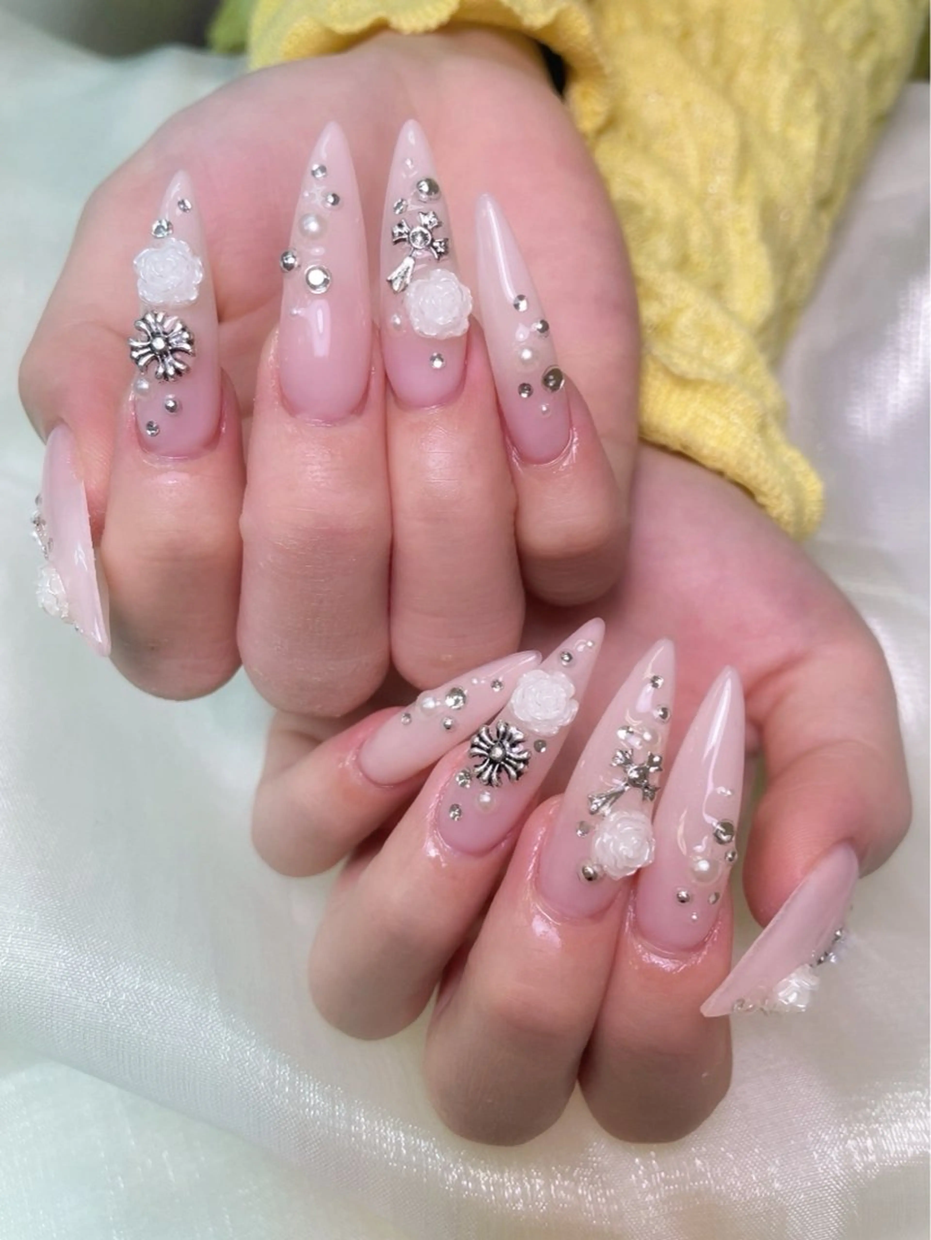 ネイル lucky nail 歌舞伎町のネイルデザイン