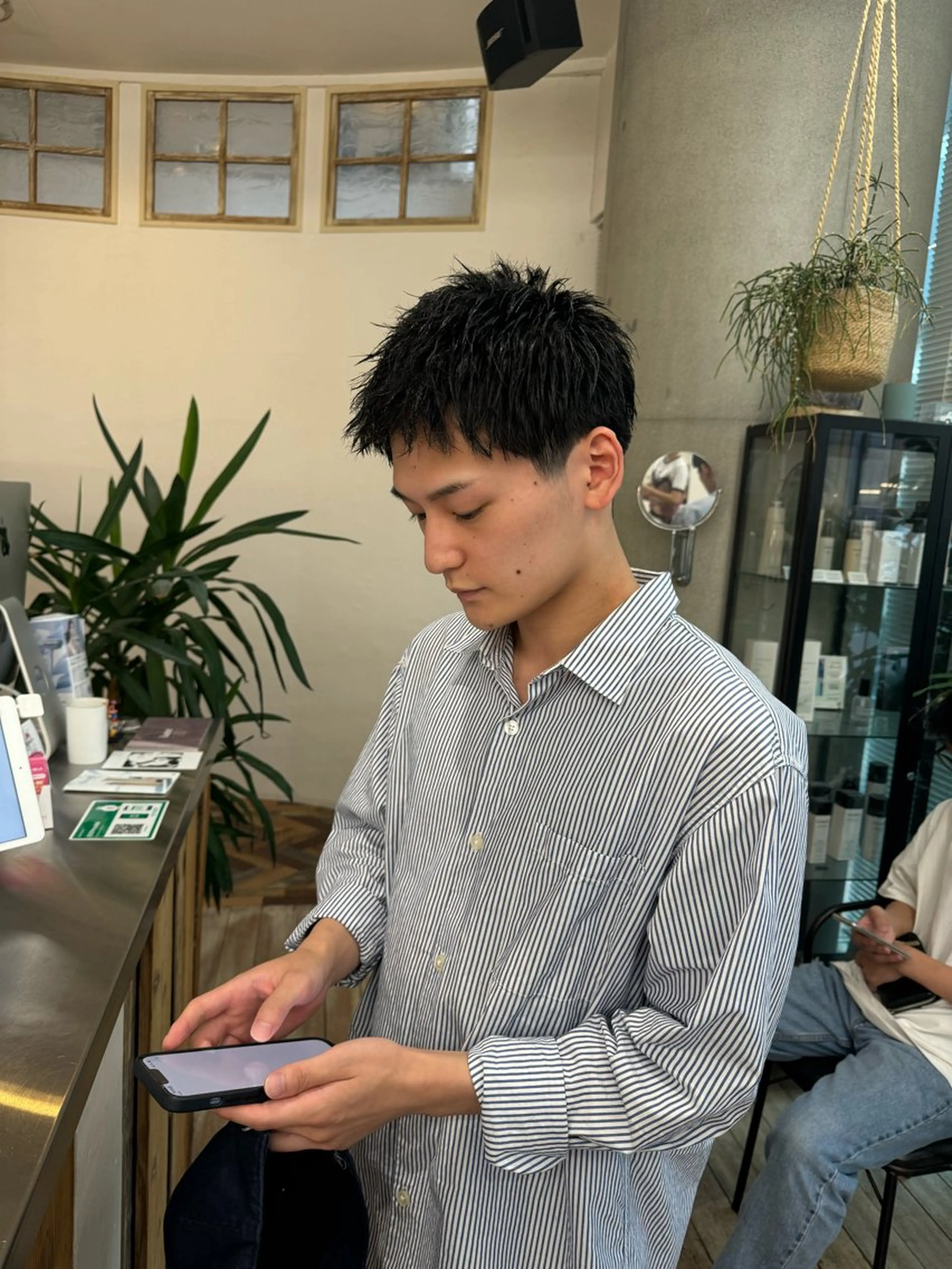 ショート カット TRUCKIN UP THE PATH所属・さとう けんたのヘアスタイル