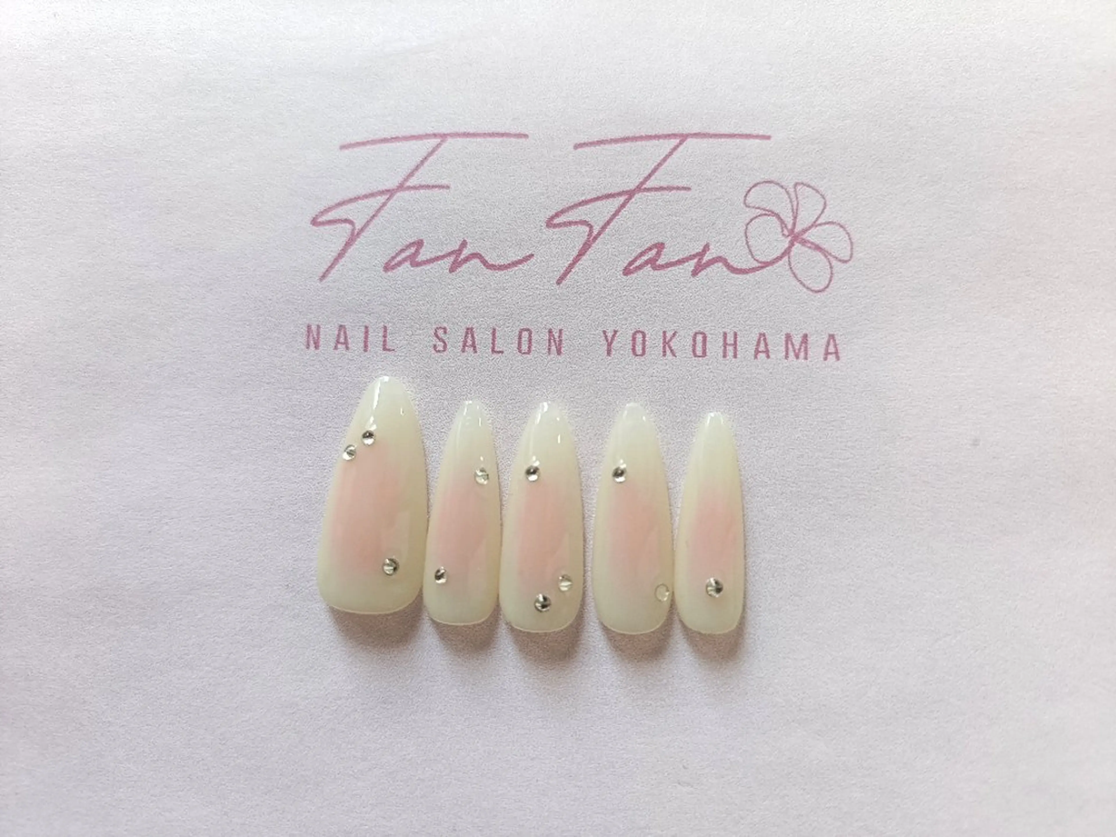 ネイル シンプルネイル RUE FANFANNAILのネイルデザイン