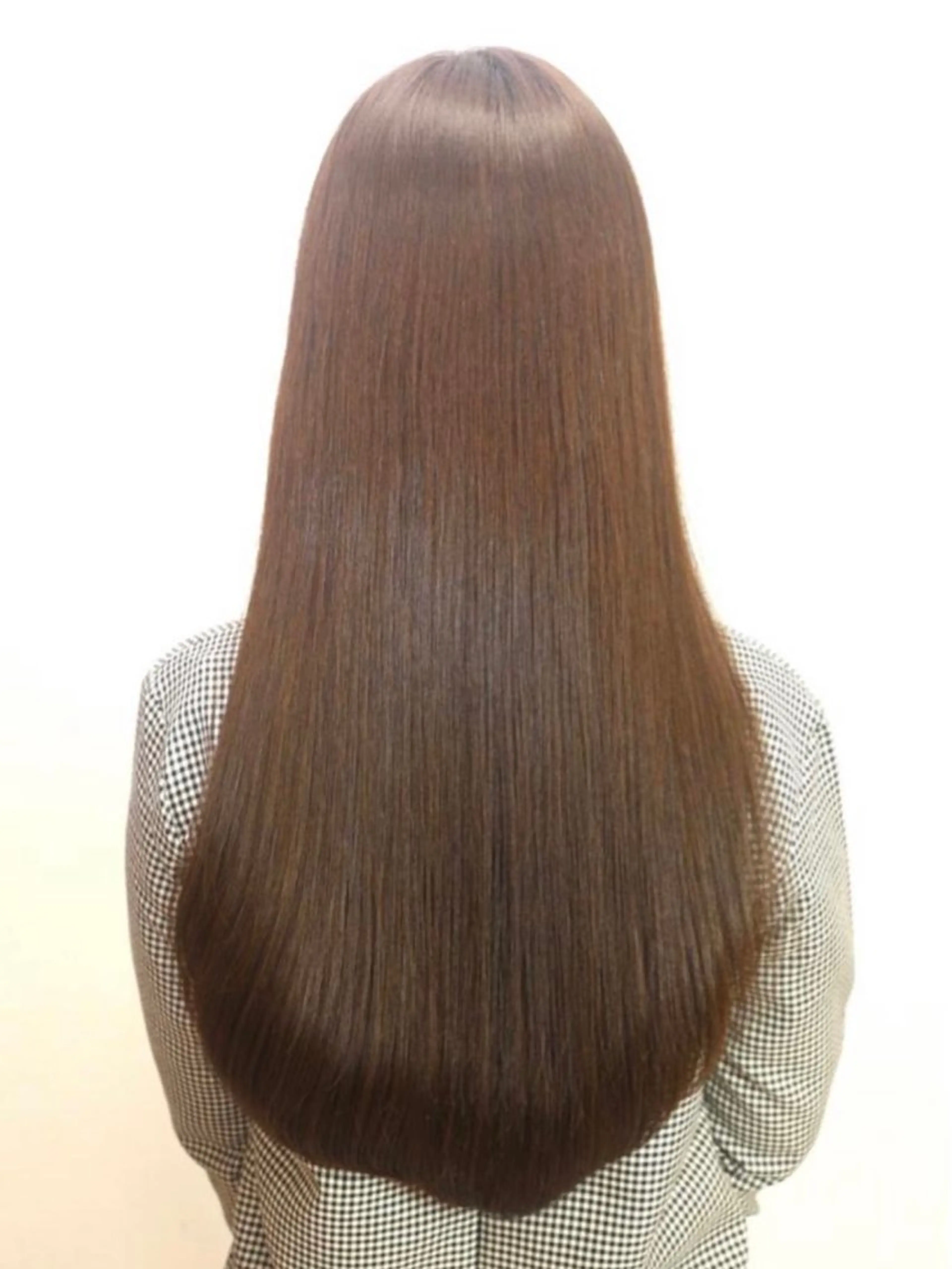 ロング カラー 透明感カラー 🌷BASSA池袋 🌷ミネモモ🍑🤍のヘアスタイル