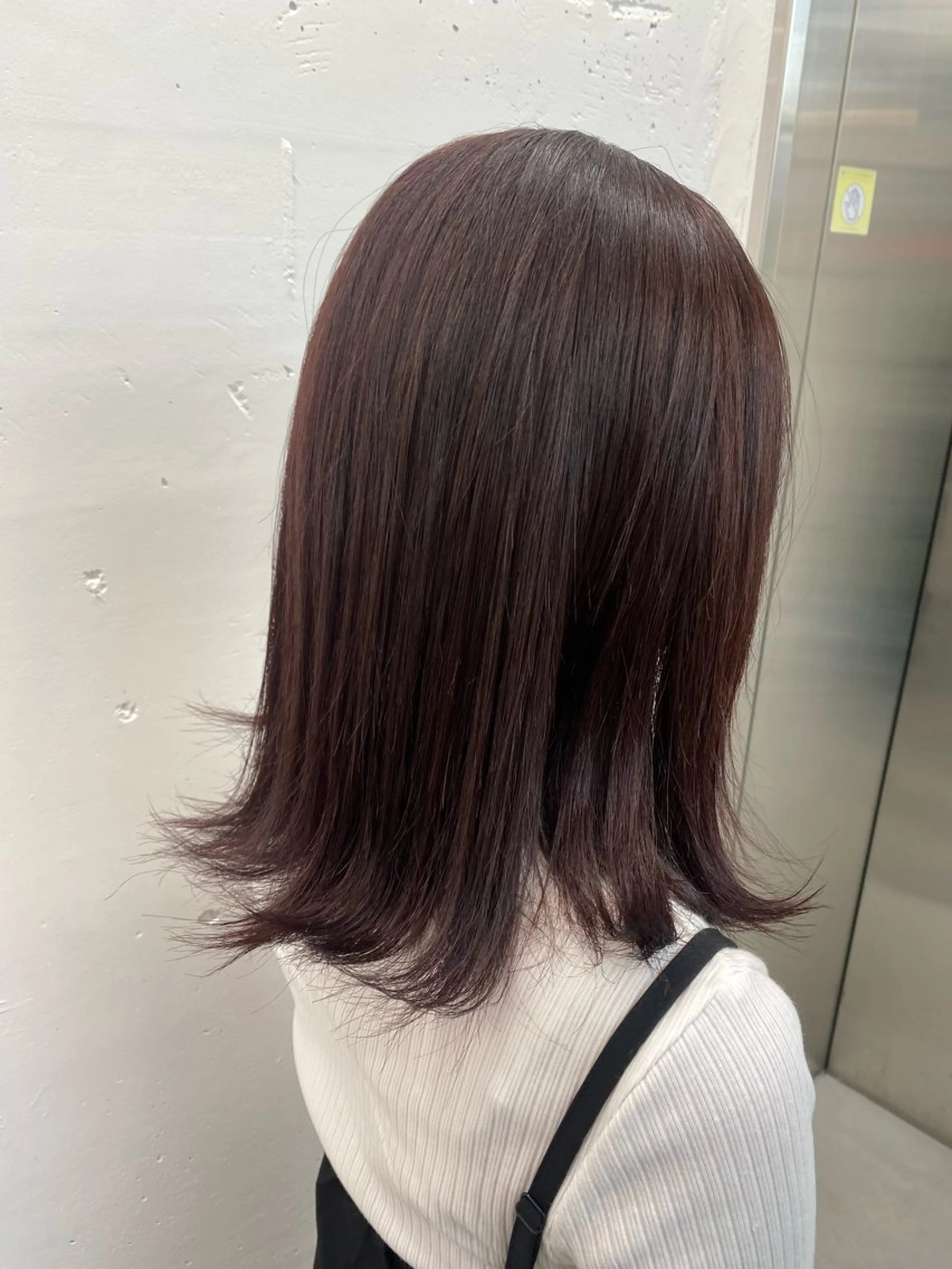 ミディアム カラー 🐶ひかる🐶 JILLSTUDIOのヘアスタイル