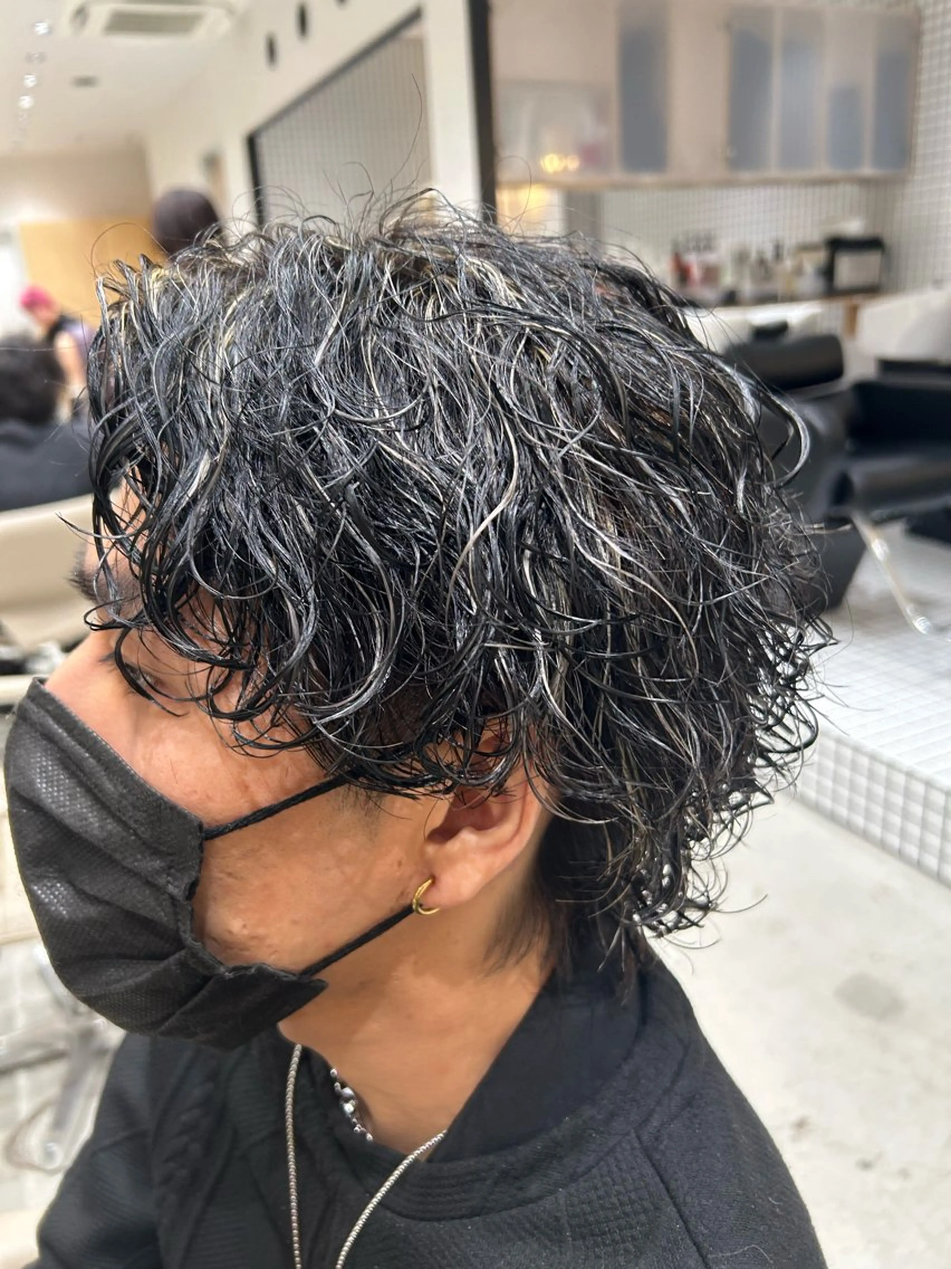 パーマ メンズ フェードカット メンズハイライト メンズパーマ 🐲ツイスパ🐲 フェード/龍のヘアスタイル