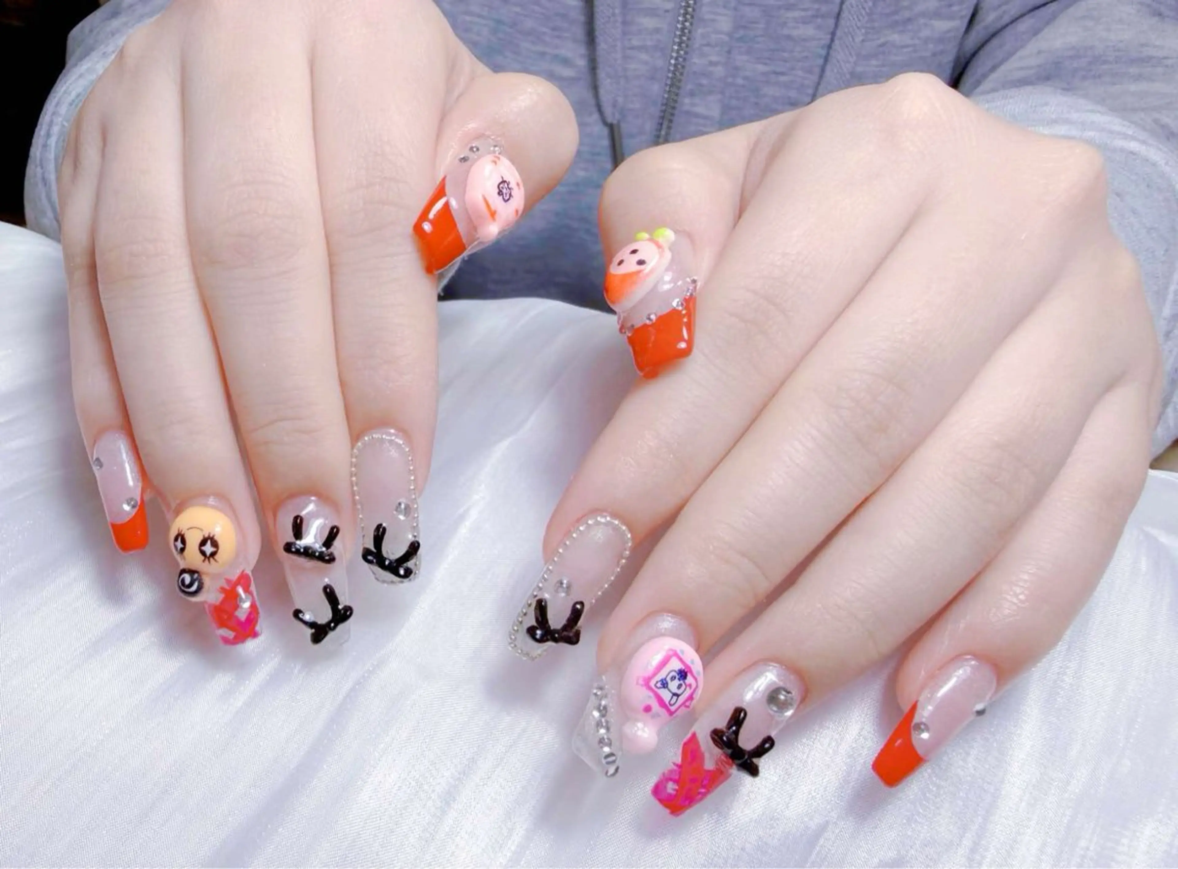 ネイル モニカネイルサロン 松戸店所属・小島 千尋のネイルデザイン