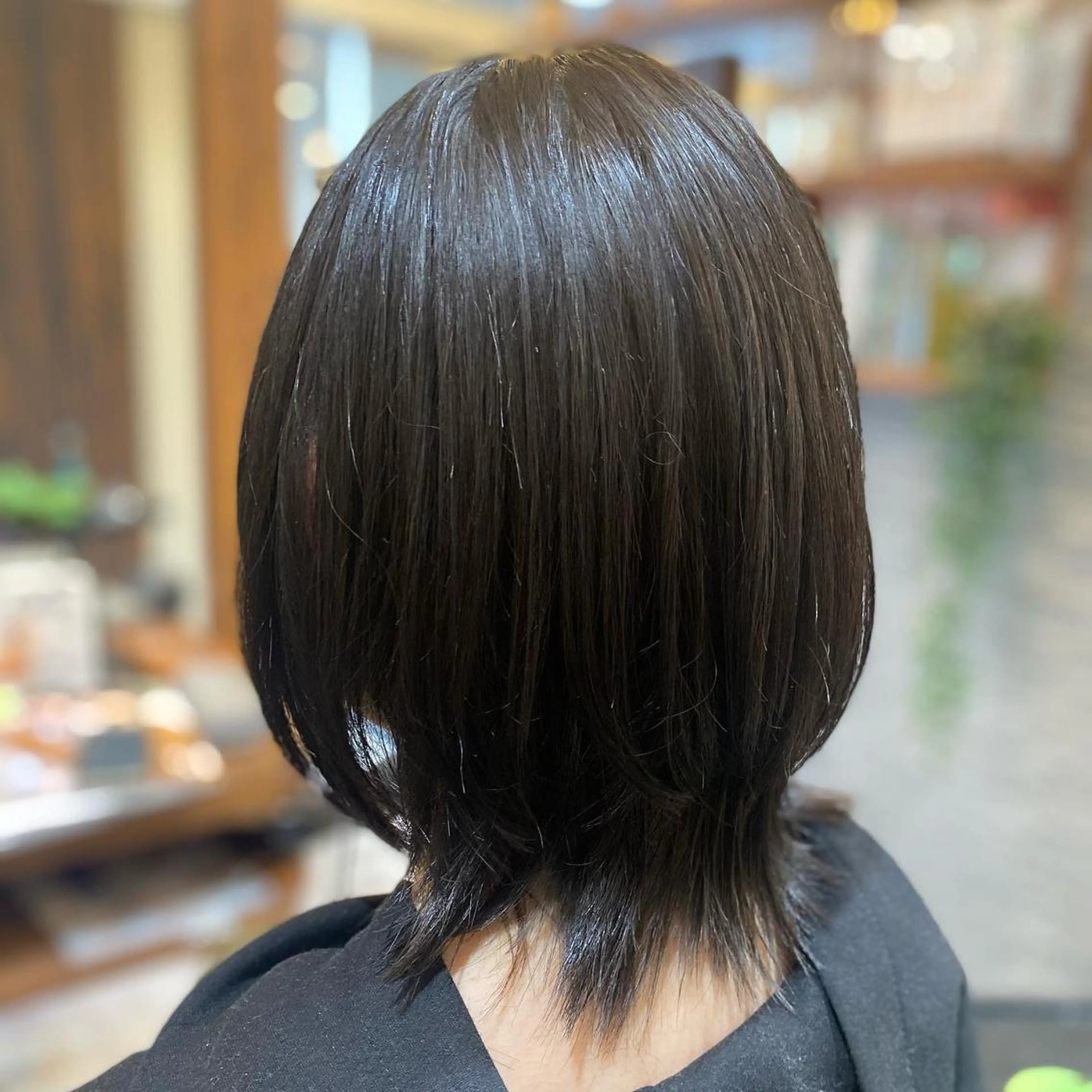 セミロング 加藤 実穂のヘアスタイル