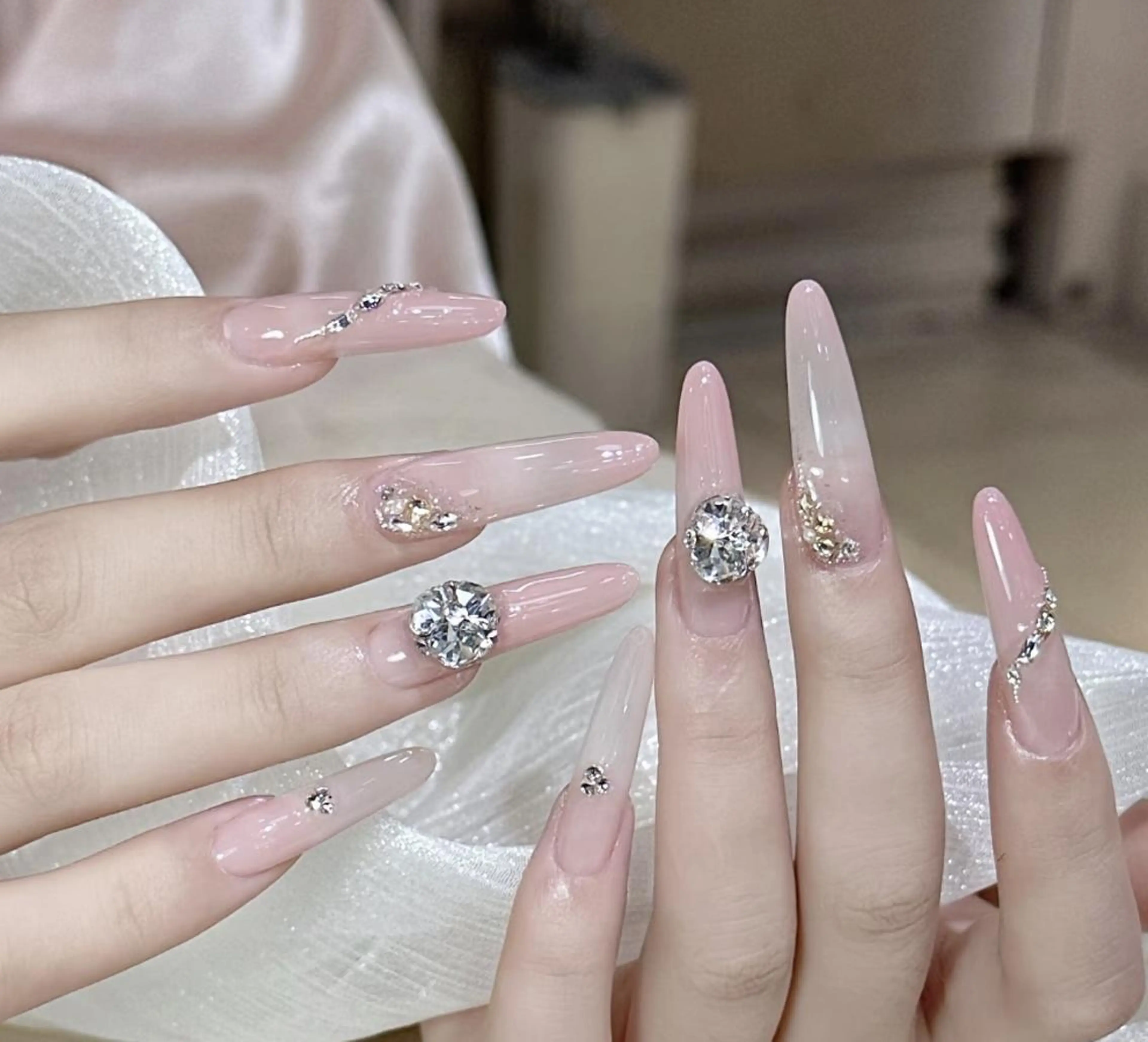 ネイル ハンドネイル 🎀 NaNa_nailのネイルデザイン
