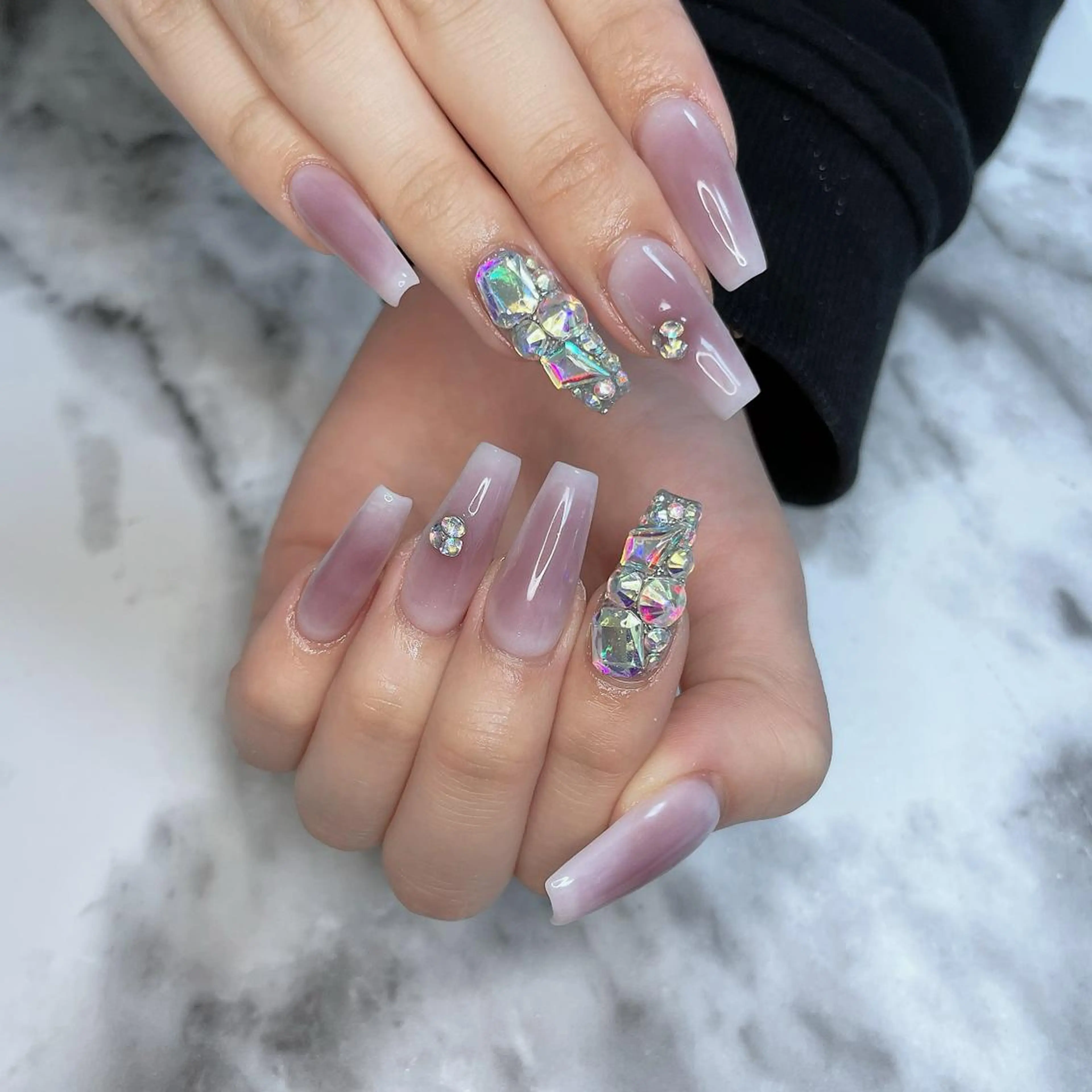 ネイル ハンドネイル salon de belnetta所属・kayo 💅のネイルデザイン