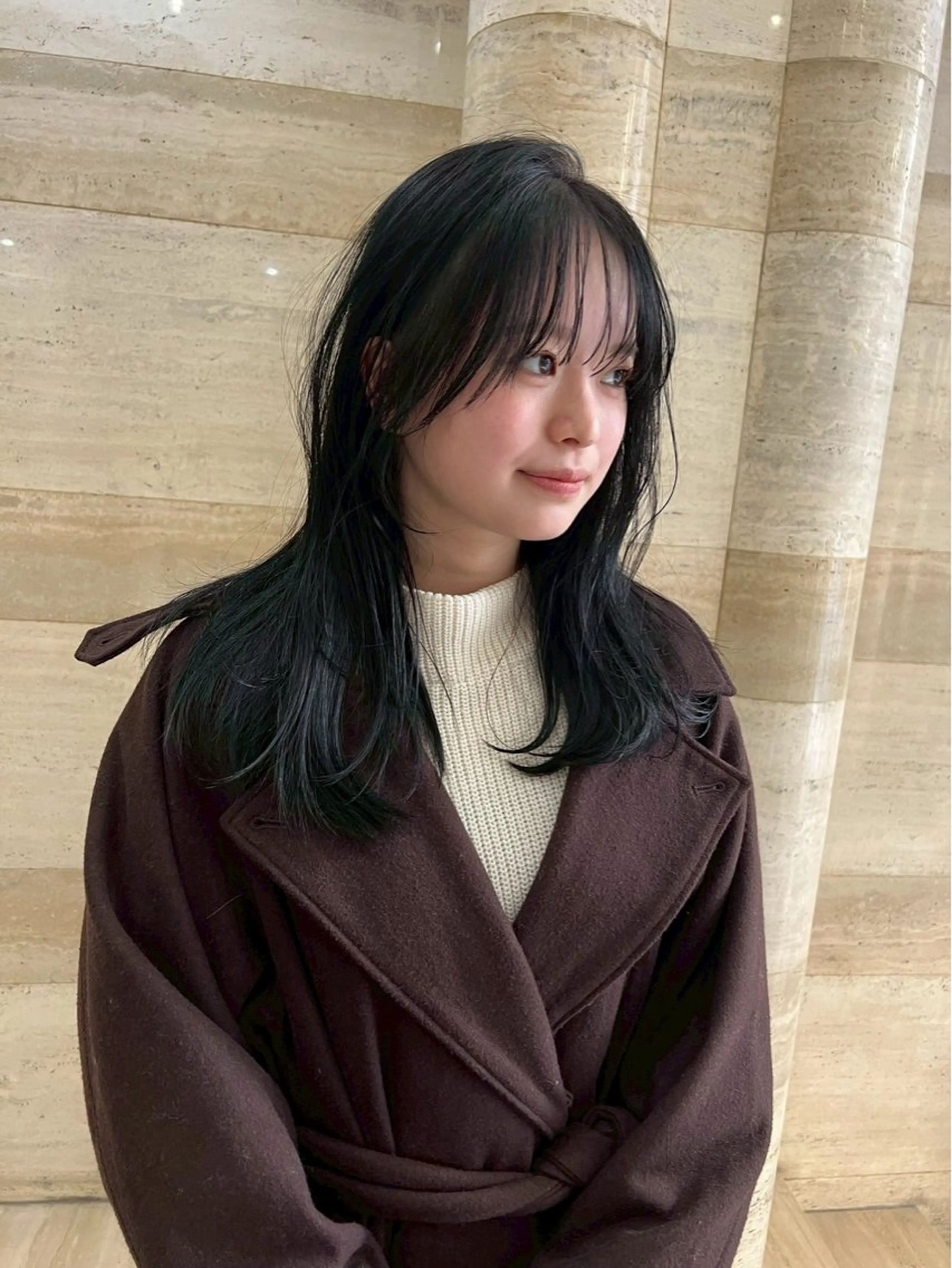 セミロング カラー ヘアカラー SEINA️️/烏丸 ブリーチ/ハイトーンのヘアスタイル