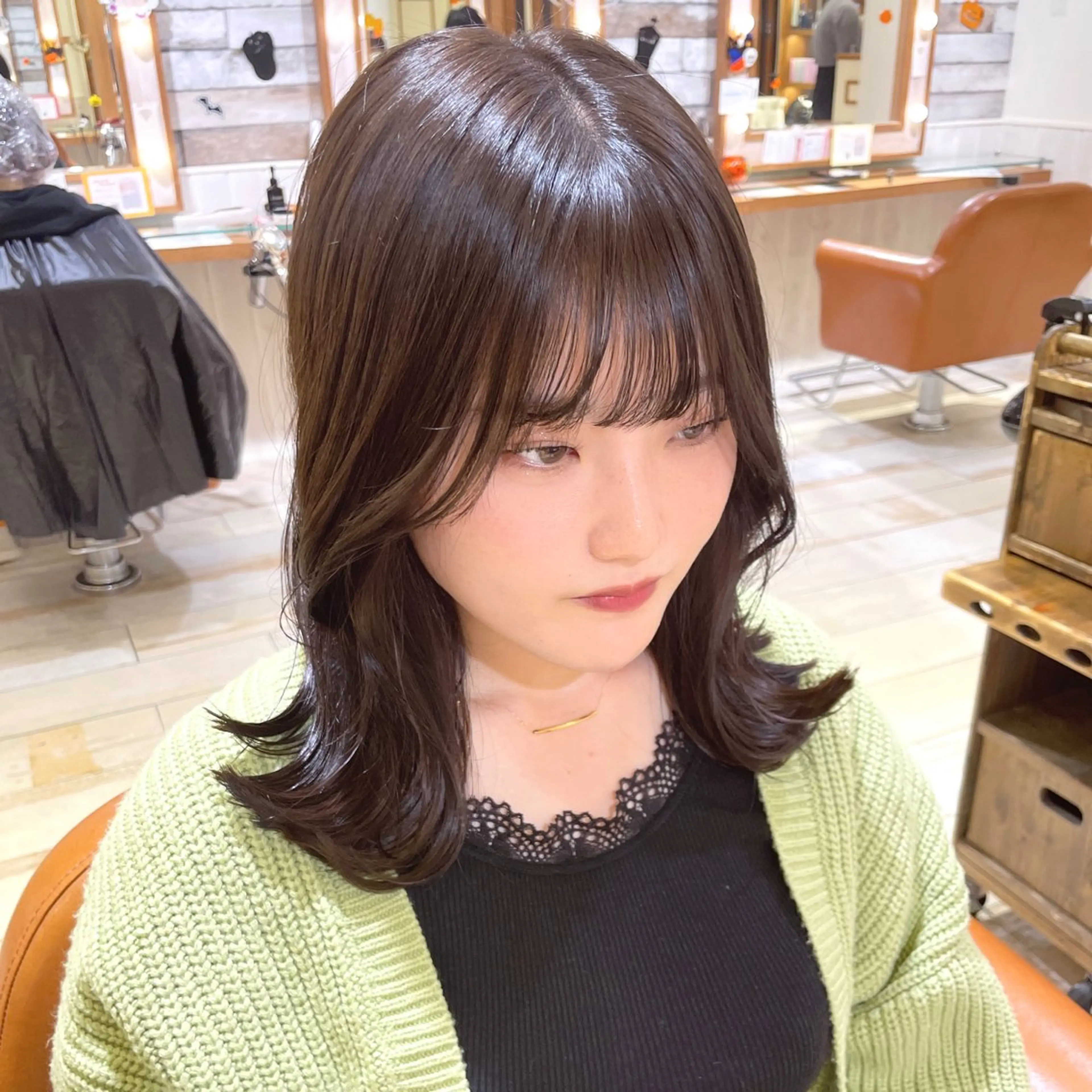 ミディアム カラー ベージュカラー 顔周りカット 🎀菊池ほのか🎀 girlystyleのヘアスタイル