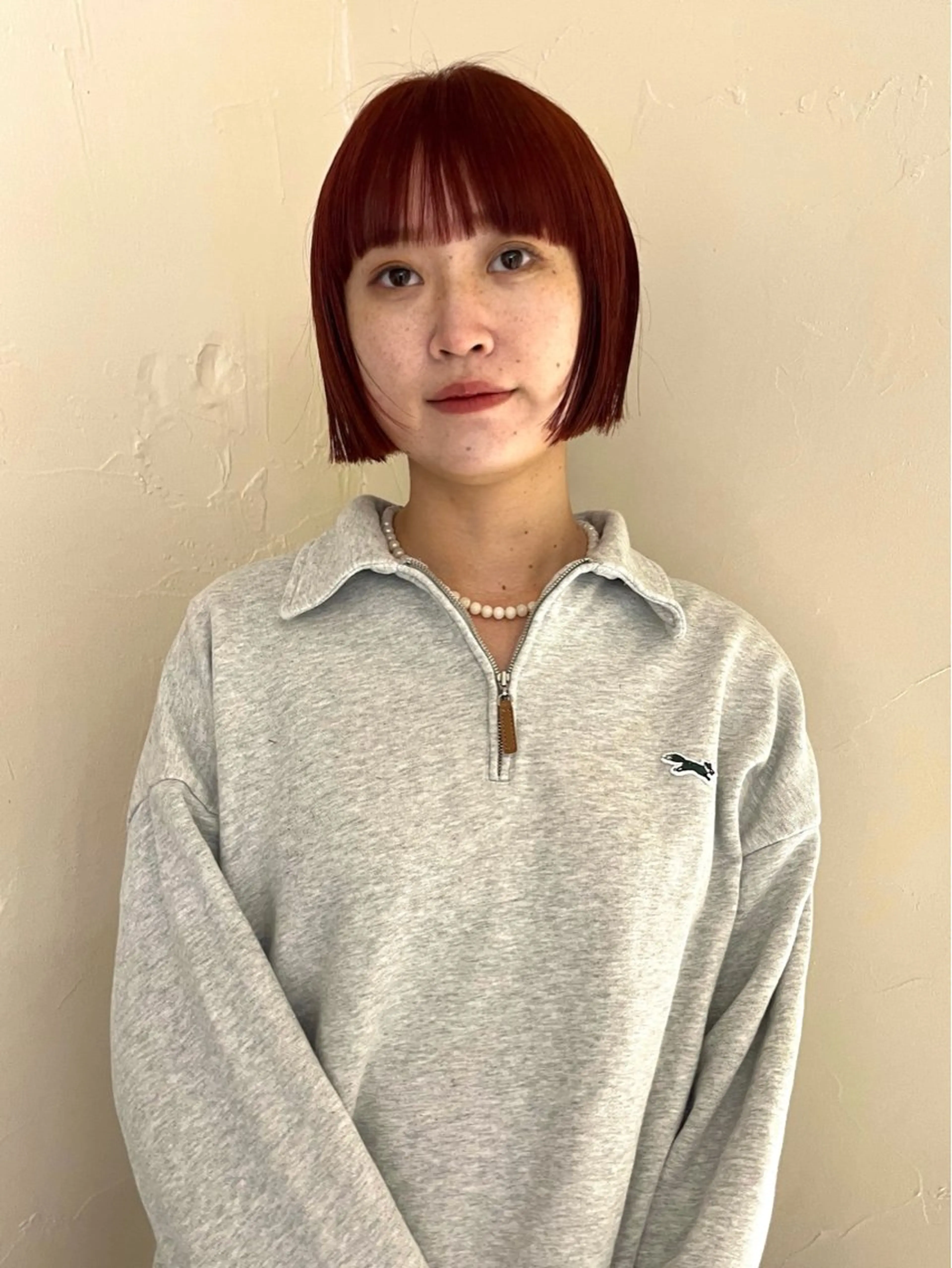 カラー 横浜/ショート/ レイヤーカットのヘアスタイル