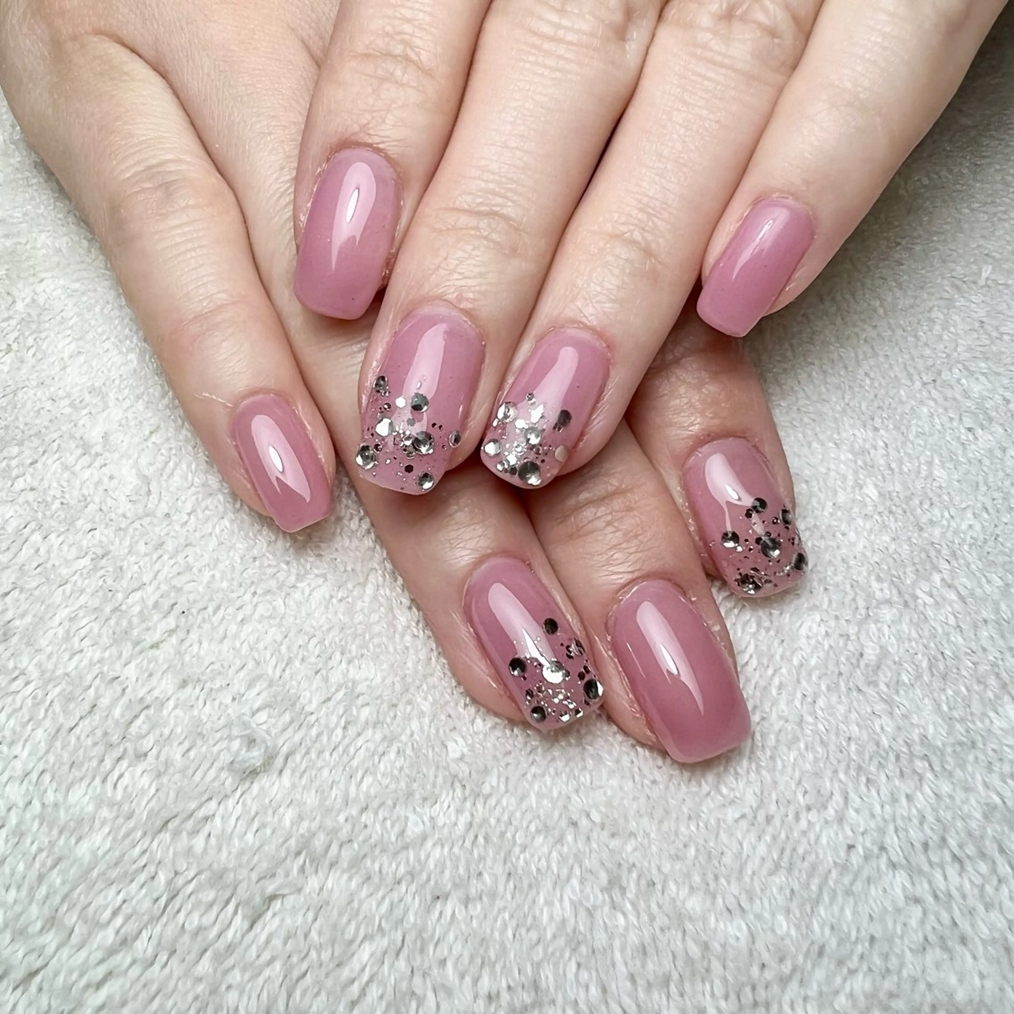 ネイル ピンク 春ネイル ハンドネイル COCO+所属・COCO +のエステ・リラクイメージ