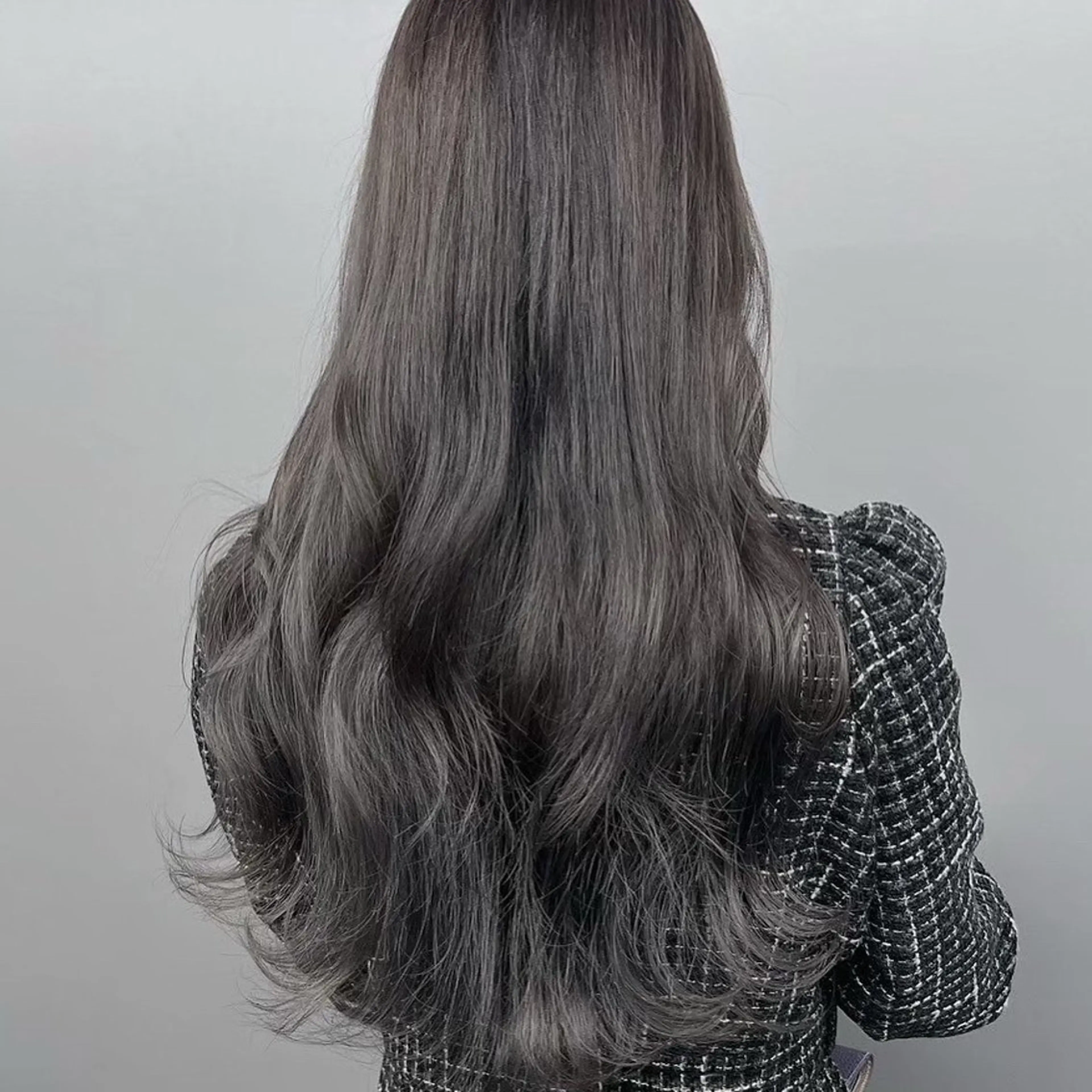 ロング カラー 透明感カラー グレージュ/あいのヘアスタイル