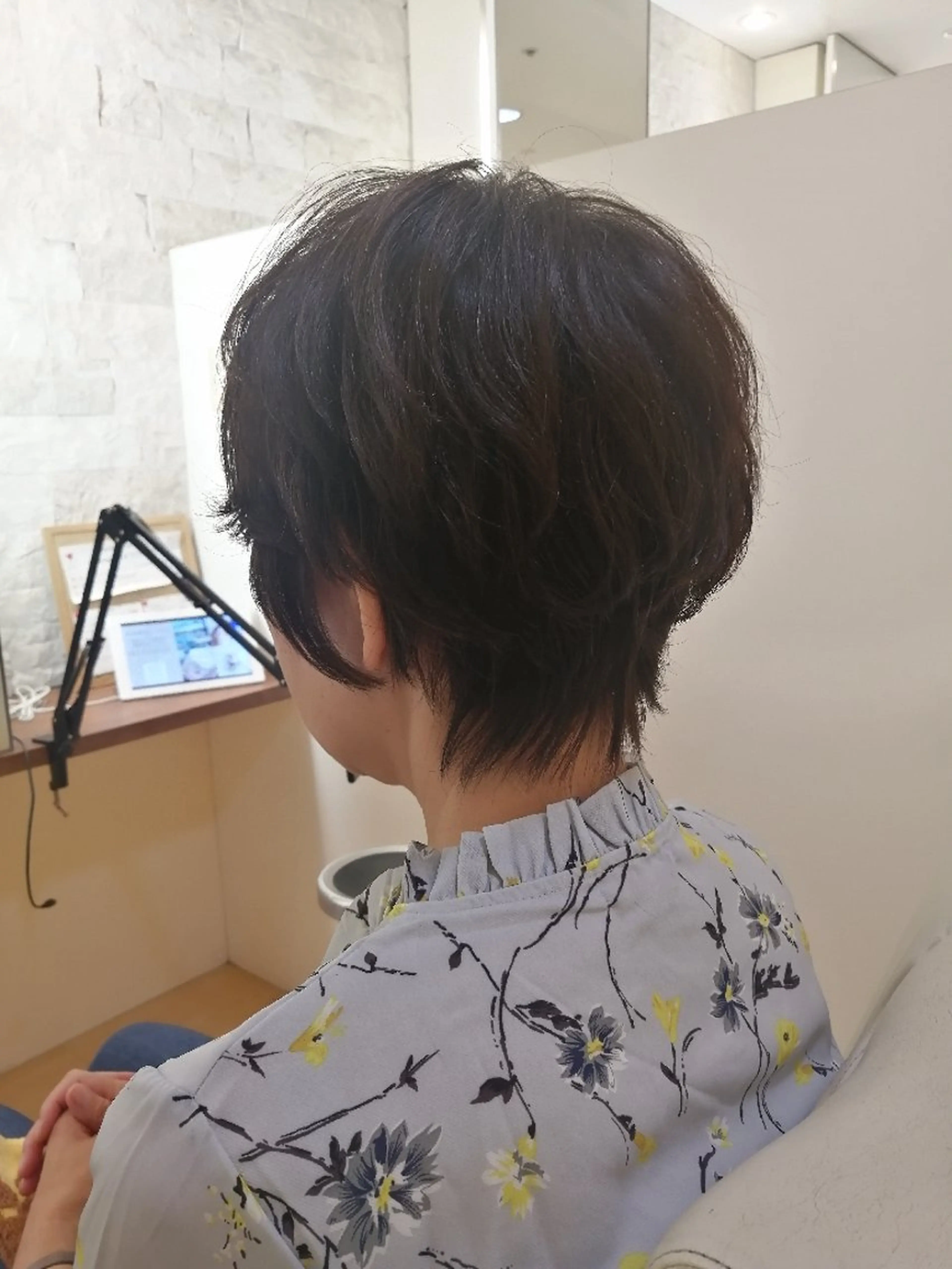 ショート くせ毛 ショートヘア カット 鈴木 さやかのヘアスタイル