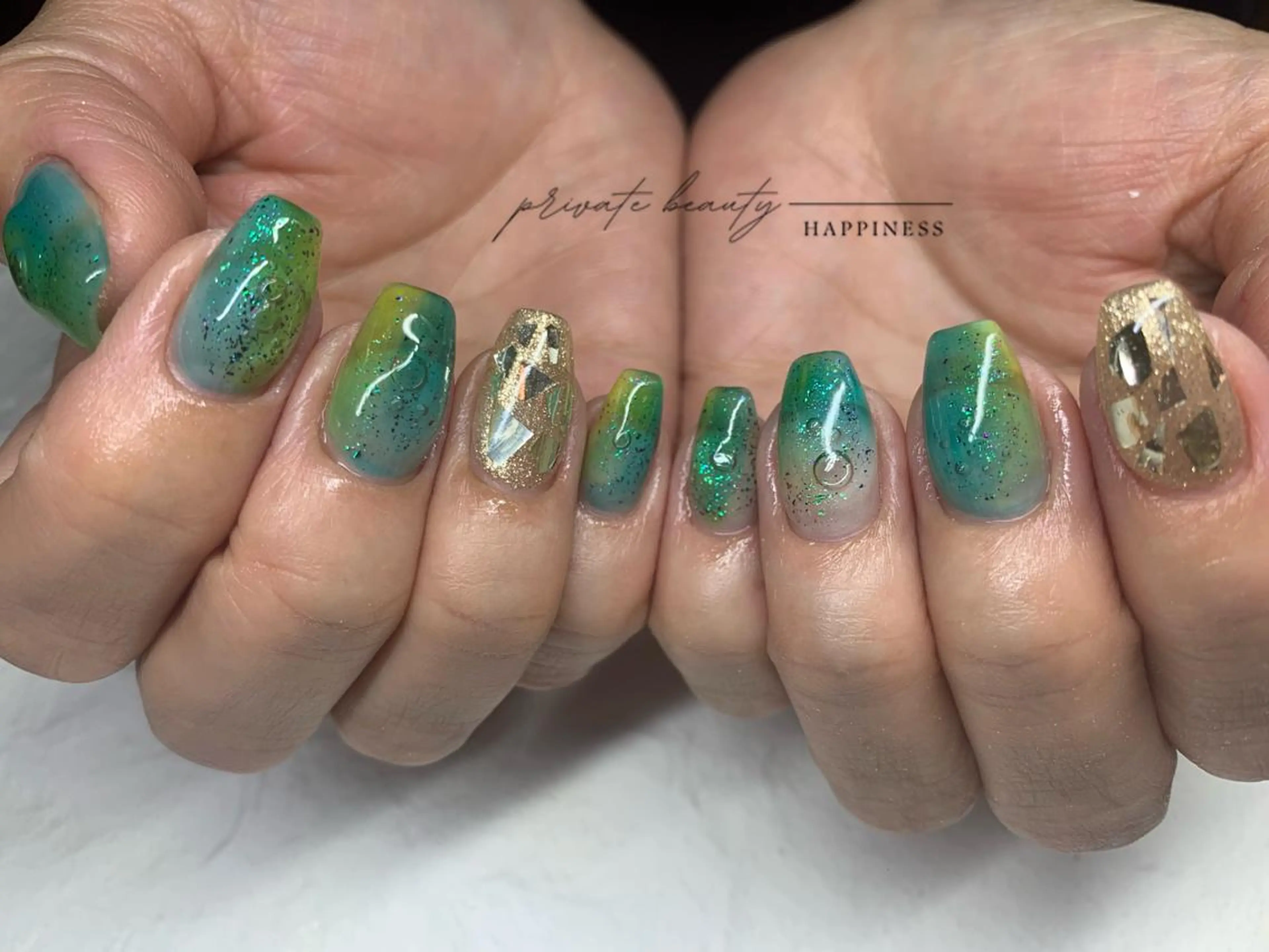 ネイル アートネイル ラメ(グリッター) スカルプネイル 夏ネイル happiness nailのネイルデザイン