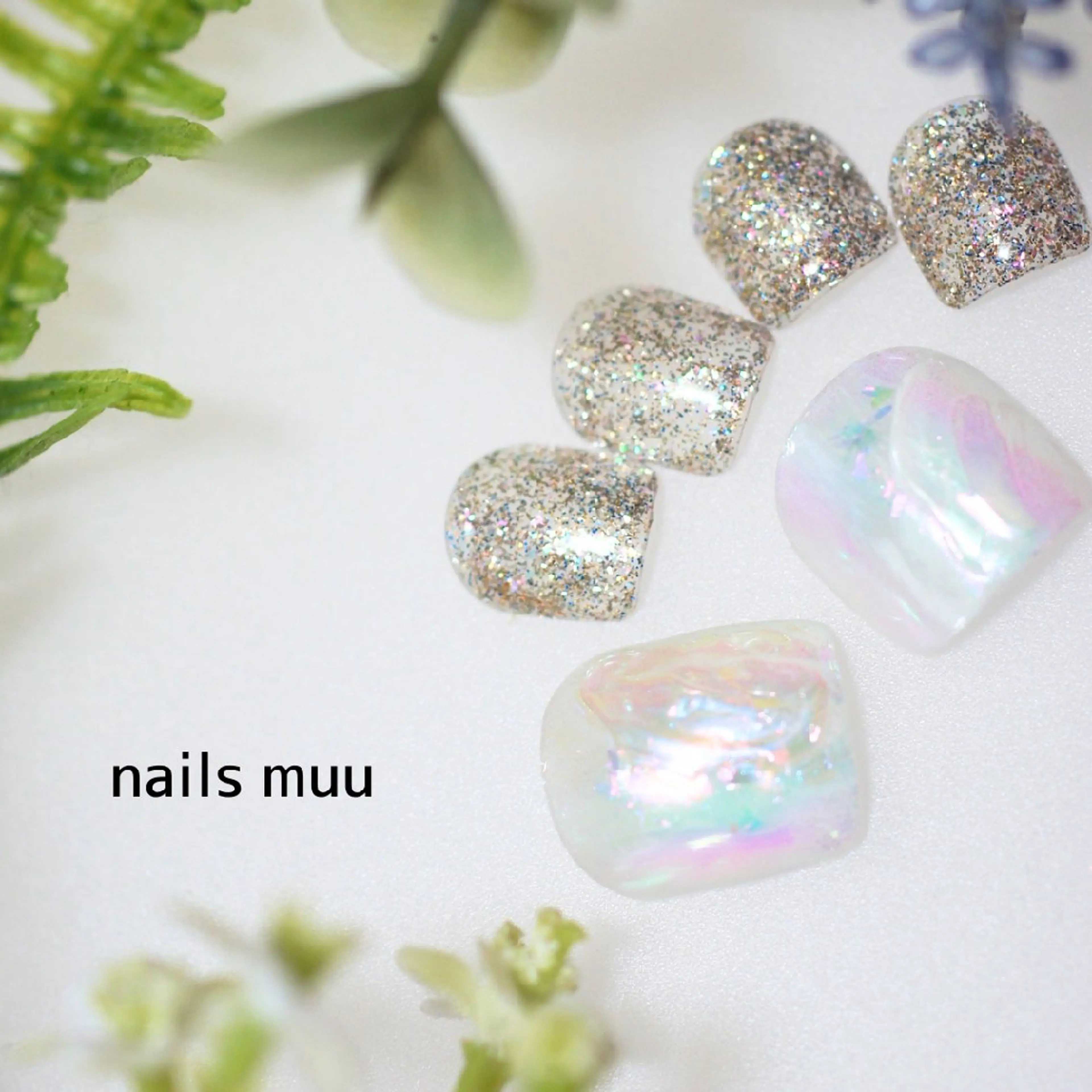 ネイル フットネイル ニュアンスネイル ホワイト フットネイル nails muu まゆのネイルデザイン