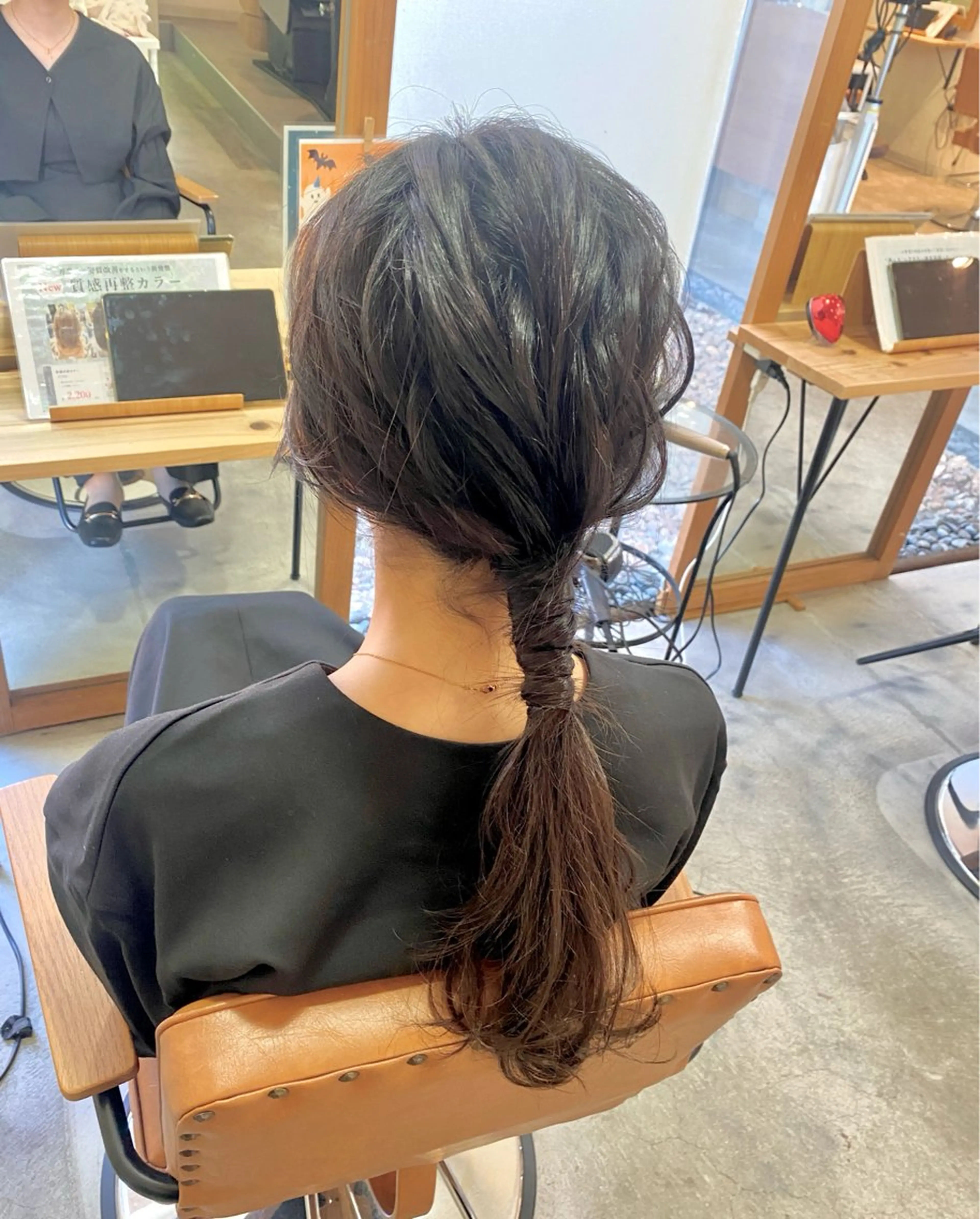 ロング ヘアカラー トリートメント ブリーチなしWカラー /酸性ストレート河本のヘアスタイル
