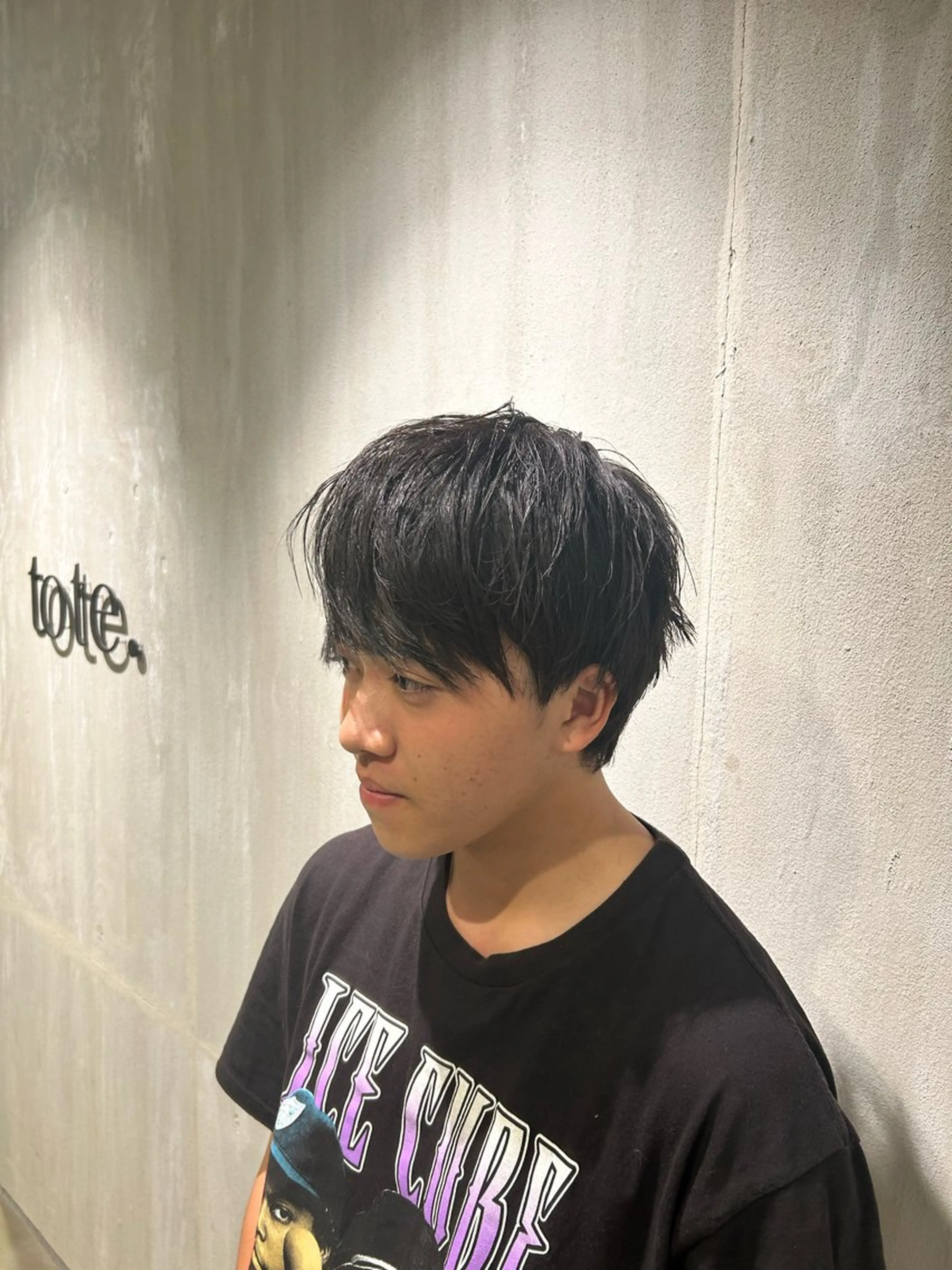 メンズ tote. 成瀬晃のヘアスタイル