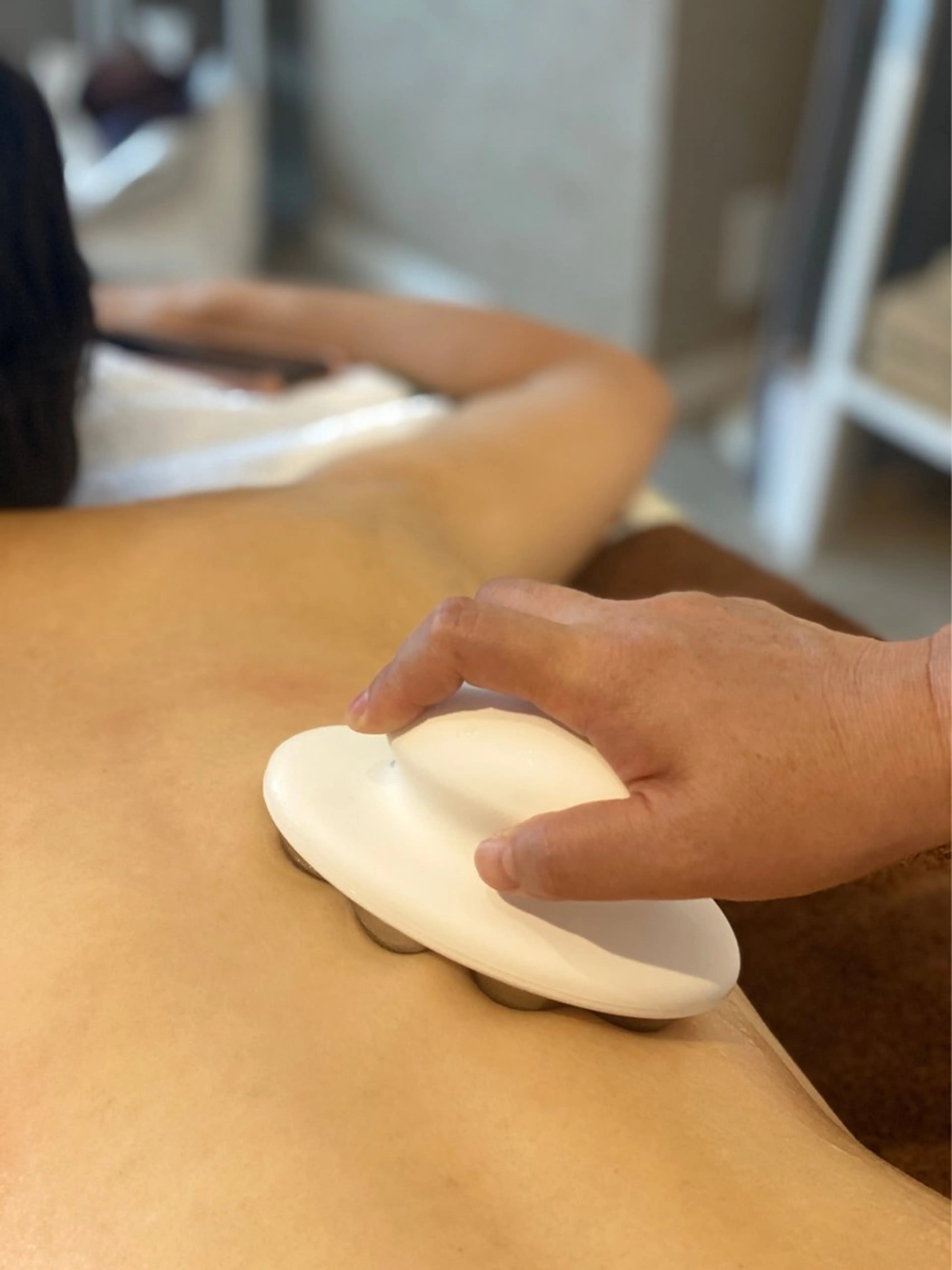 腸もみ➕ボディトリートメント、マイクロカレントで一気にリンパマッサージも。の写真