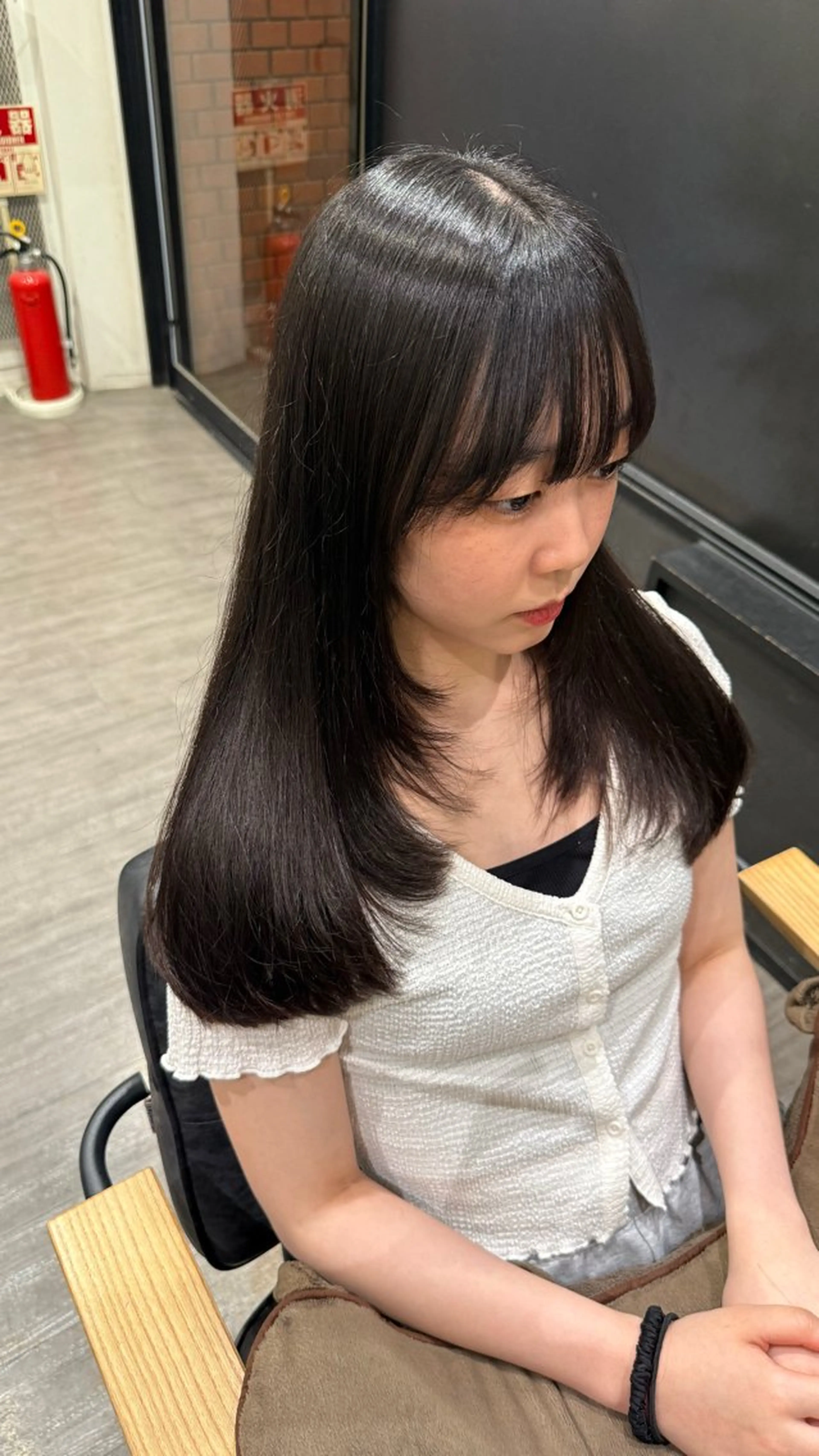 セミロング カラー 顔まわりレイヤー レイヤーカット ヘアカラー トリートメント ヘッドスパ 艶髪レイヤー上田 紗也🇰🇷💗のヘアスタイル