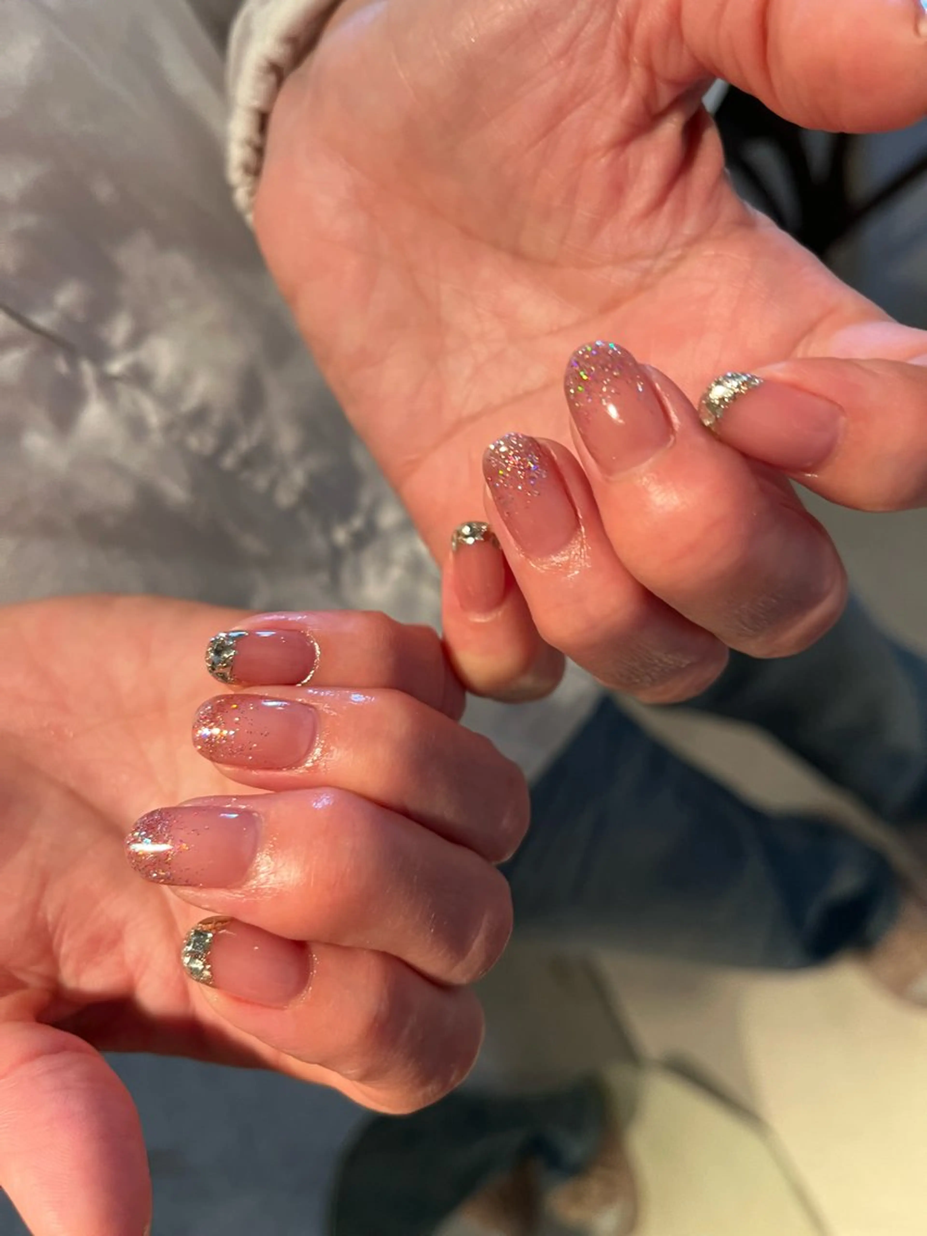 ネイル フレンチネイル ガラスフレンチ DariL Ayaのネイルデザイン