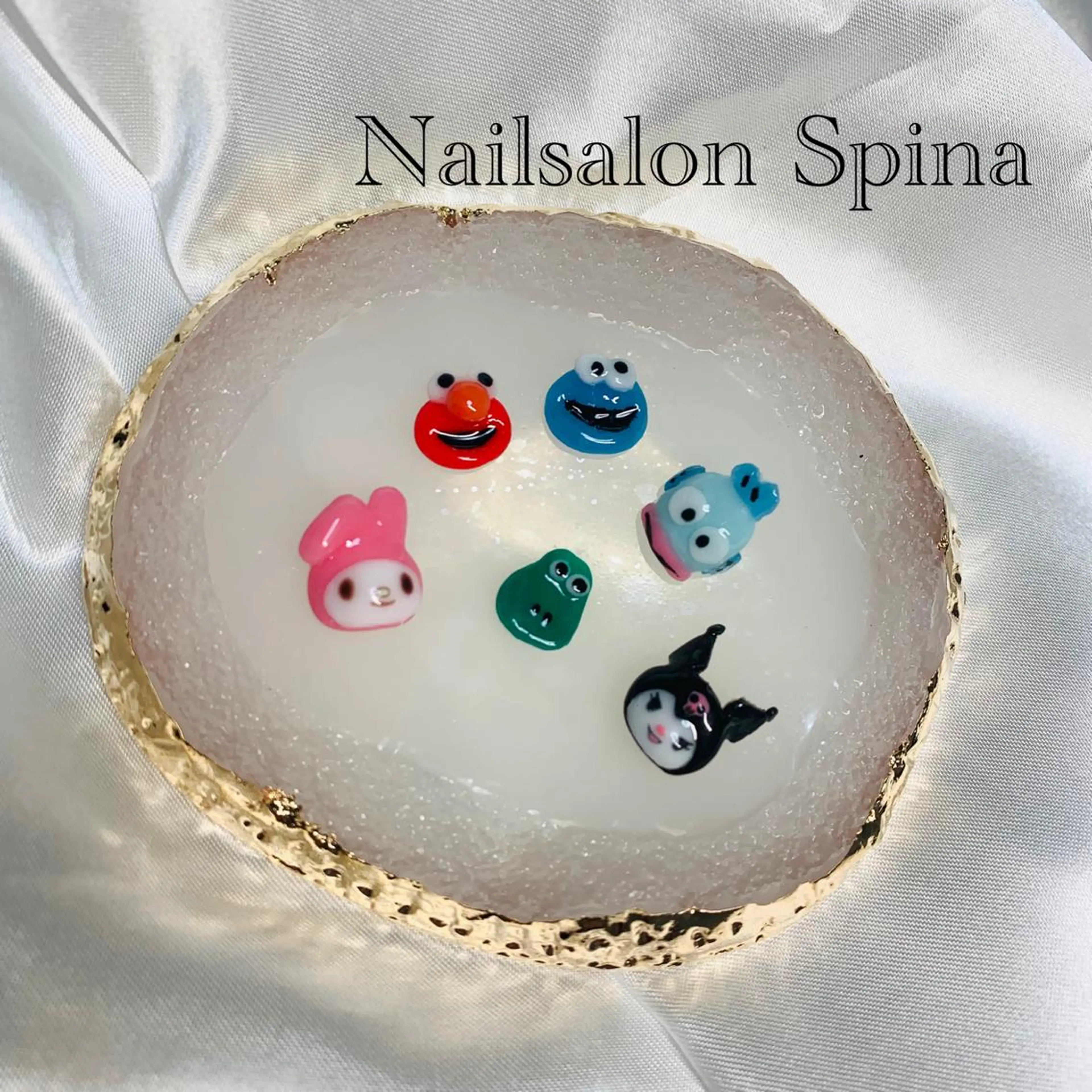 ネイル ジェルネイル パラジェル Nailsalon Spina 琴美のネイルデザイン