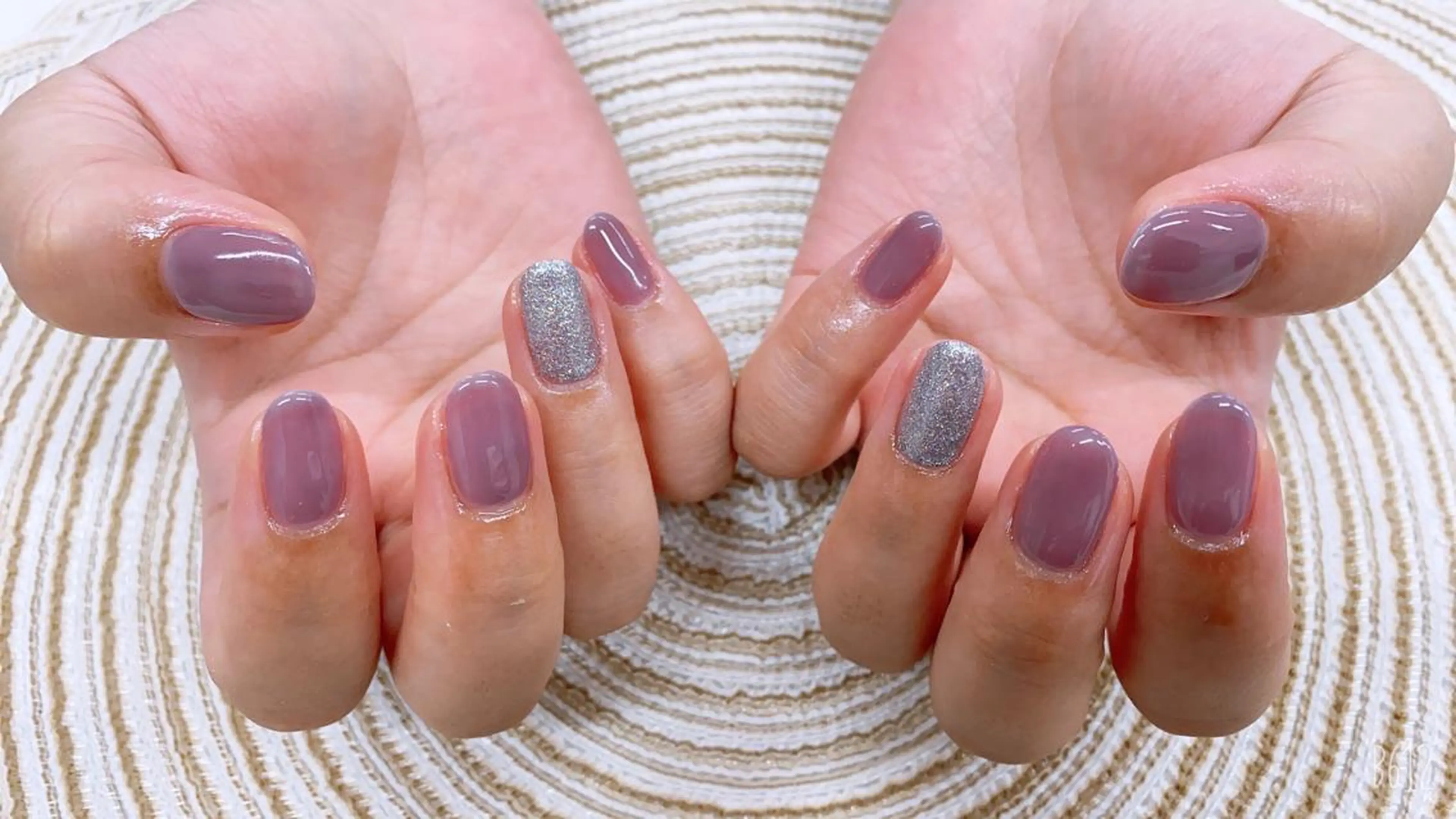 ネイル ワンカラーネイル Romine アイラッシュ&ネイルのマツエク・マツパデザイン