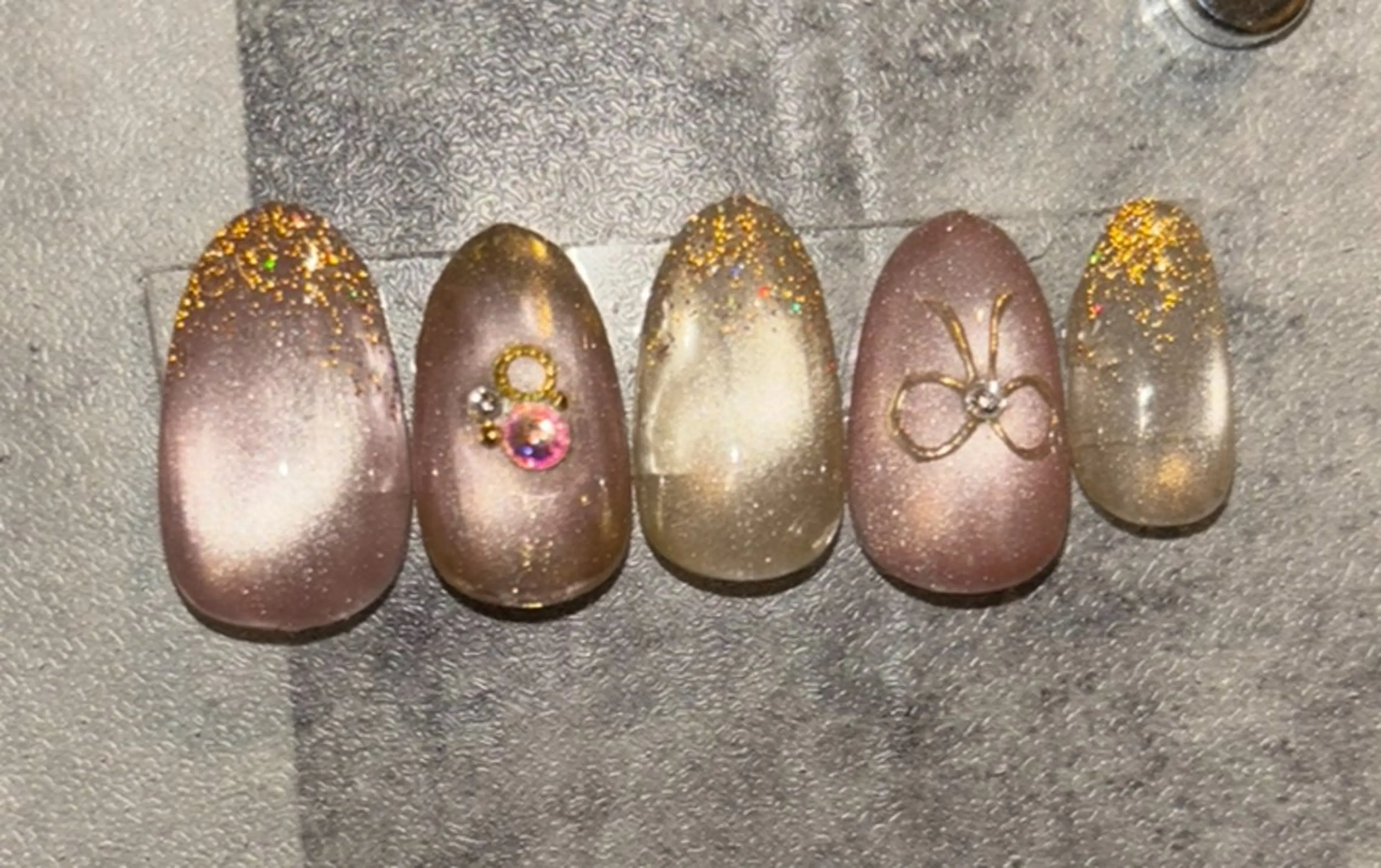 ネイル nail salon FROSCH所属・FROSCH/ Seinaのネイルデザイン