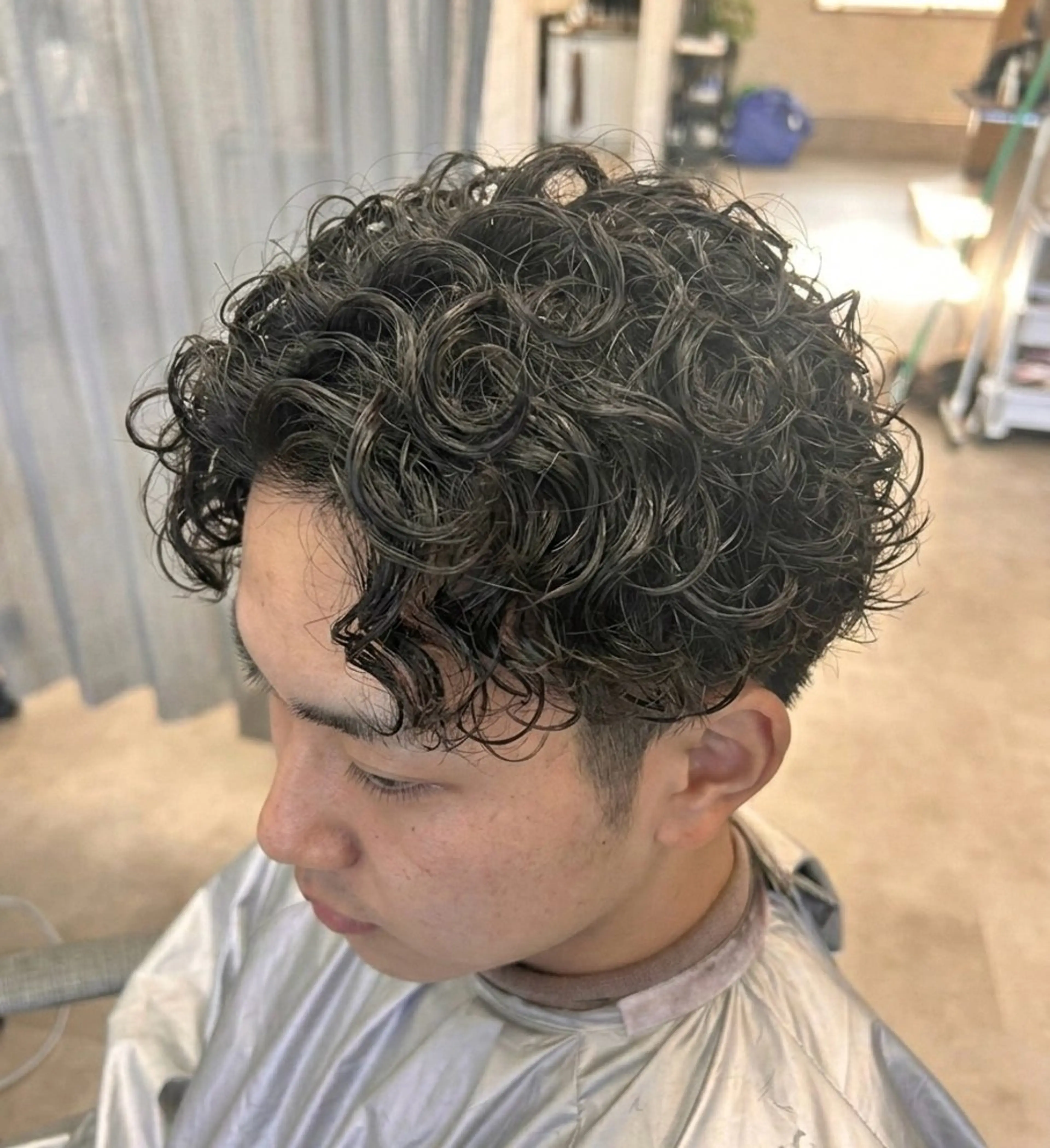 パーマ メンズ 【パーマ】【デザイン カラー】拳🌊のヘアスタイル