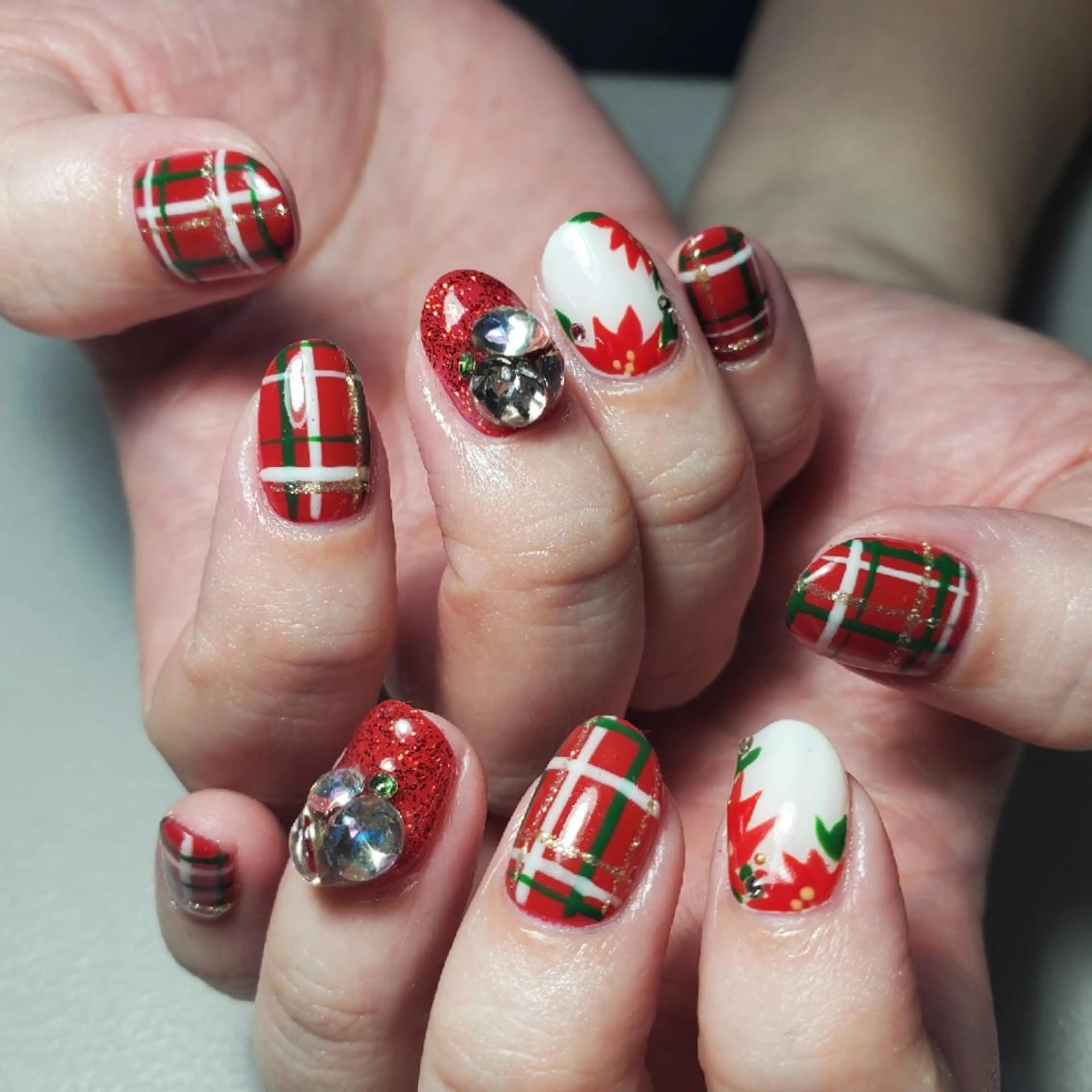 ネイル ハンドネイル nailroom‪ sb‪‪𓈒𓂂𓏸のネイルデザイン