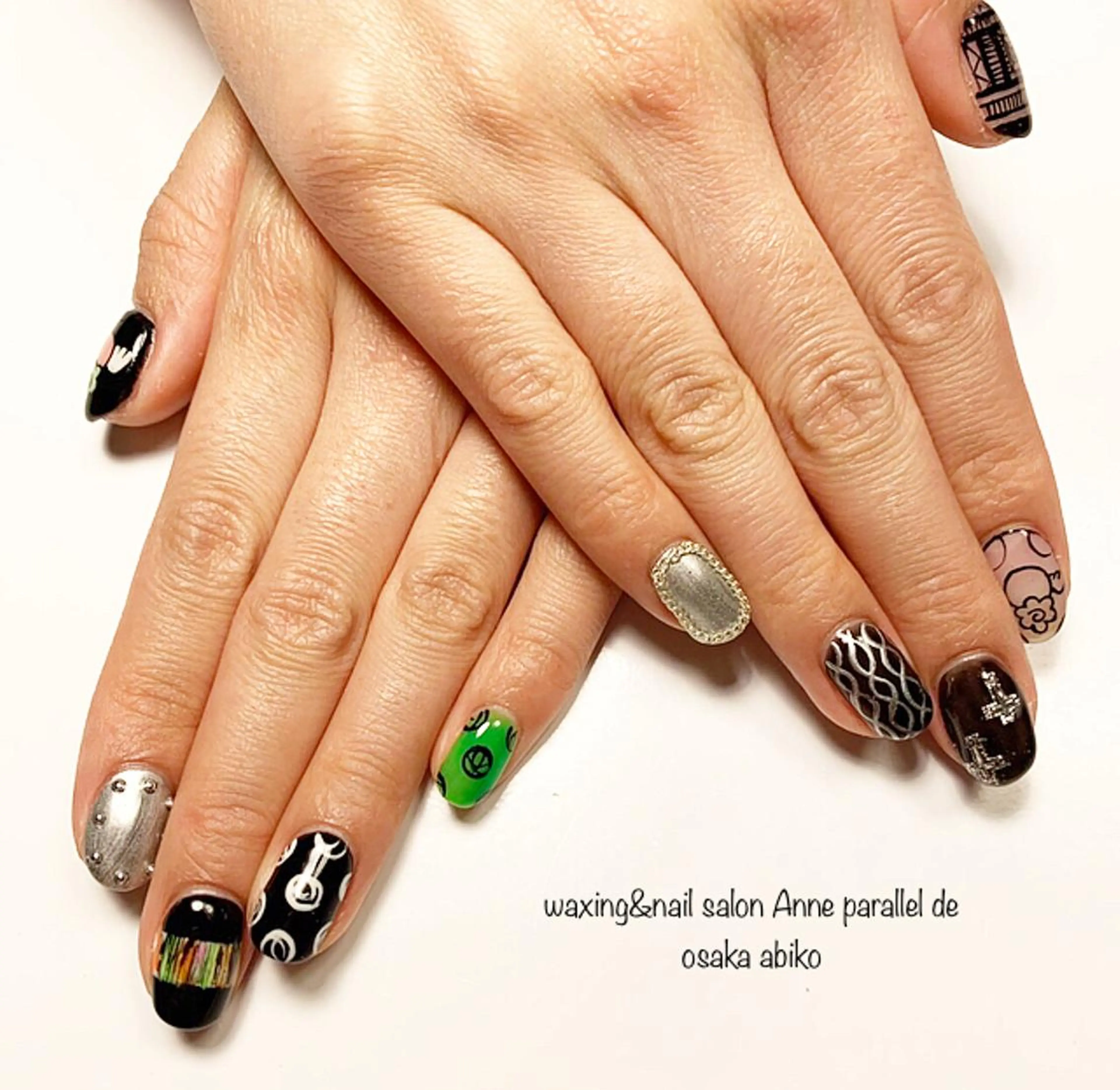 ネイル 中村 翠のネイルデザイン