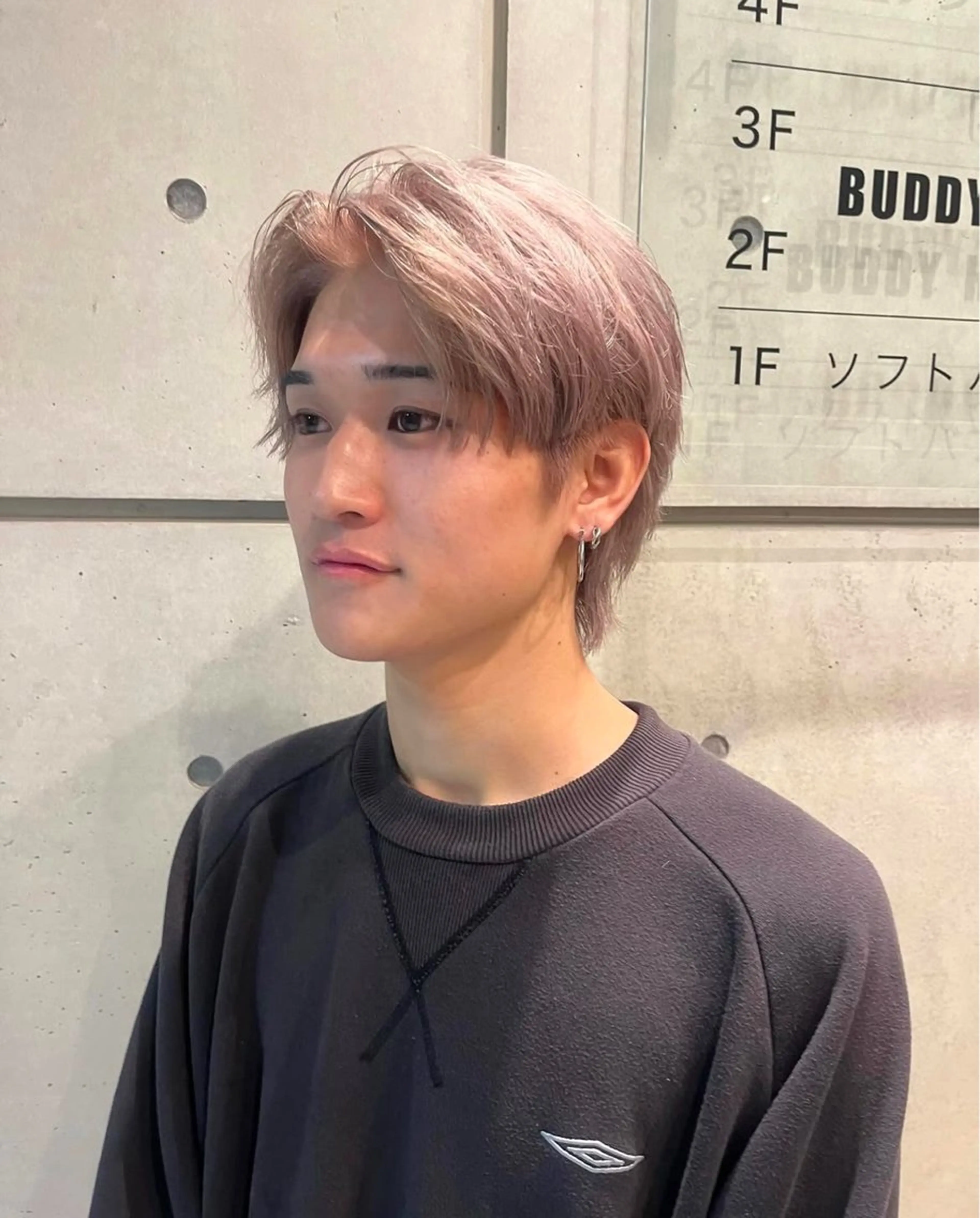 ☆ミニモ学割☆似合わせカット➕ブリーチ２回➕ホワイトカラー➕ブリーチケアトリートメントの写真