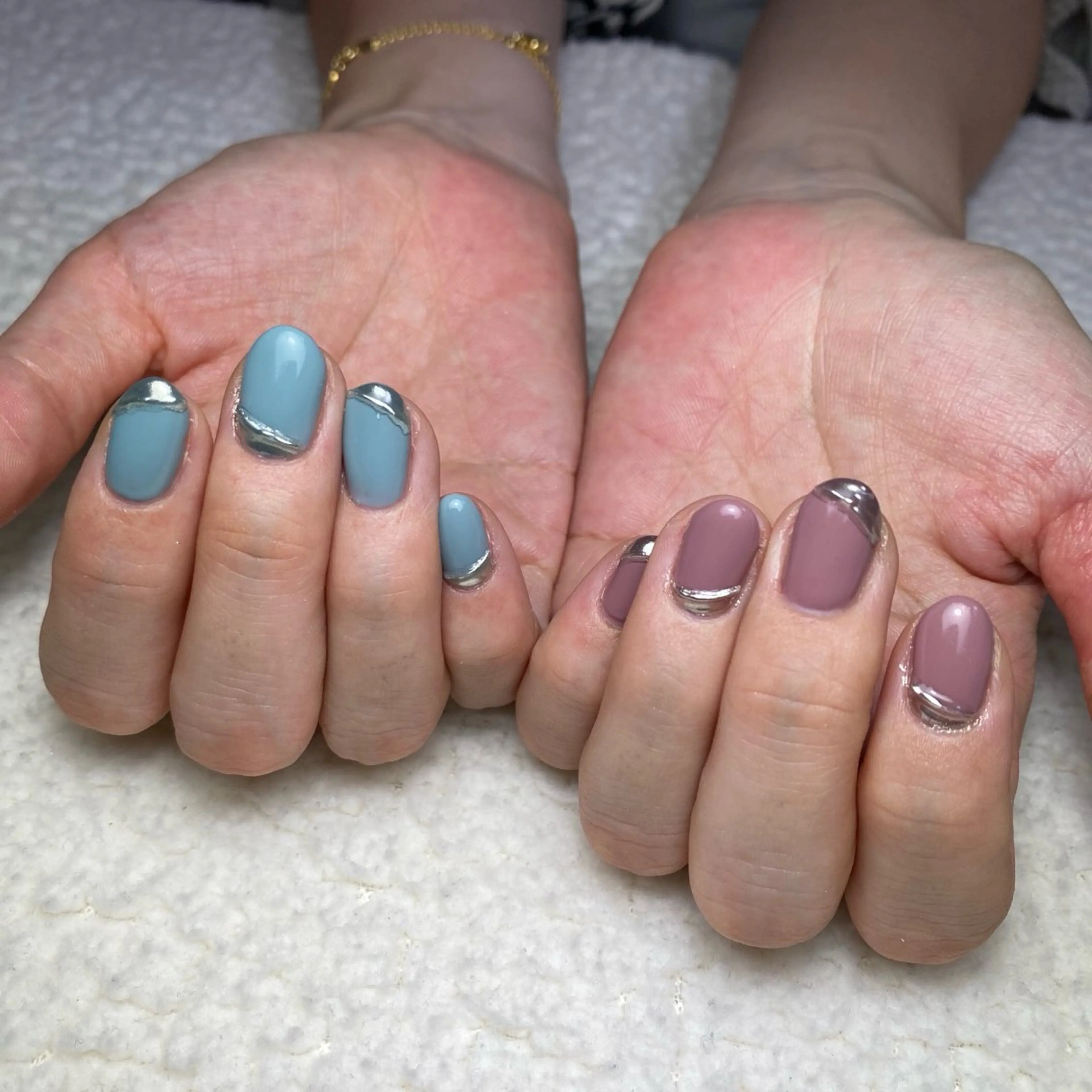 ネイル ミラーネイル COCO+所属・COCO +のエステ・リラクイメージ