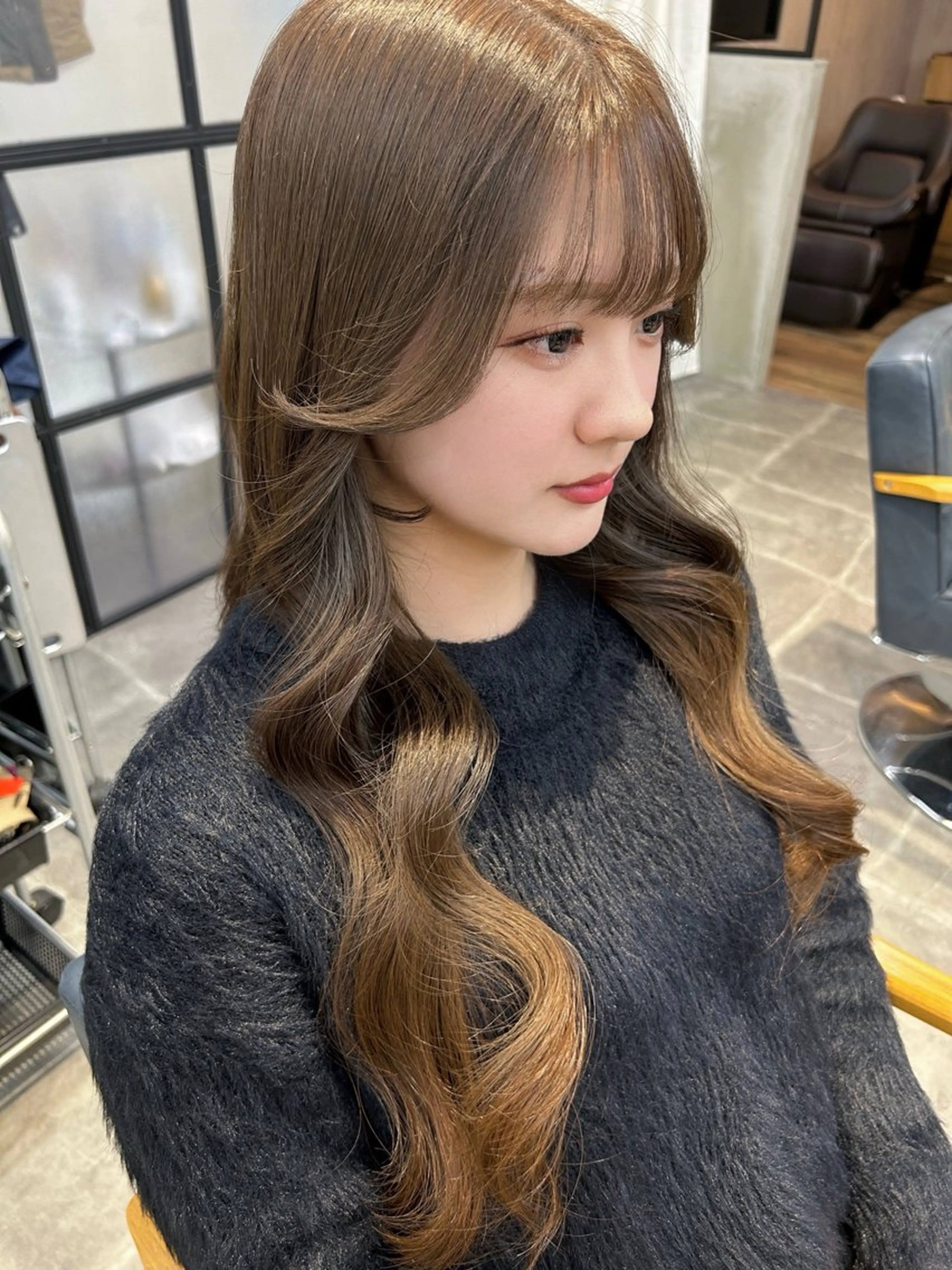 ロング カラー ヘアカラー トリートメント newi梅田🫧韓国 ヘア🫧sakiのヘアスタイル