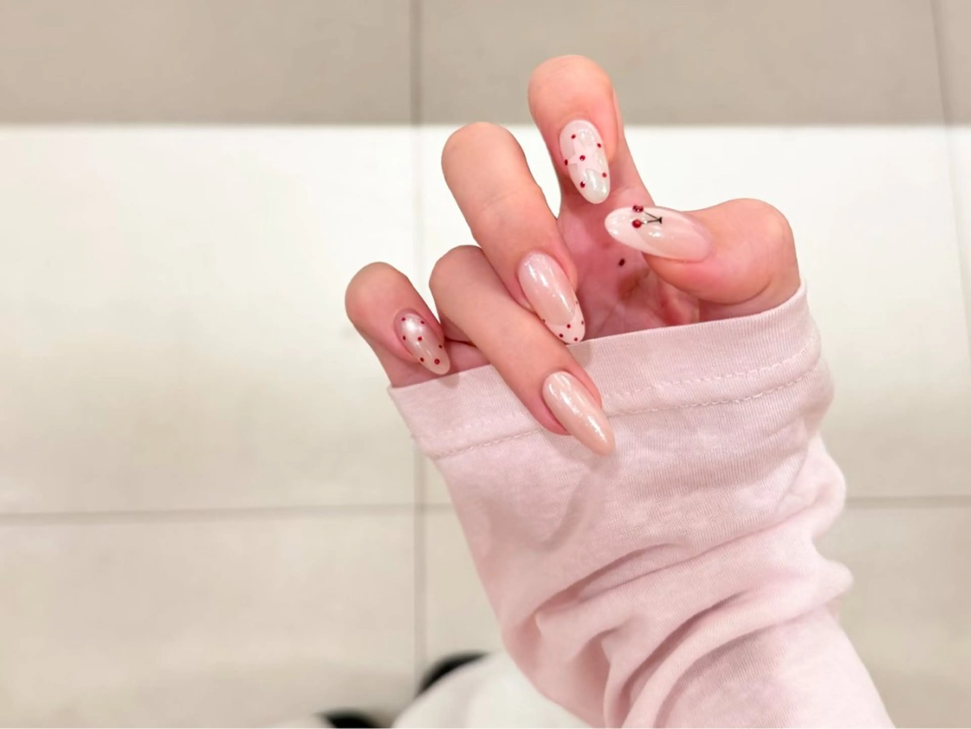ネイル アートネイル オーロラネイル チークネイル フレンチネイル ガラスフレンチ ハンドネイル 🎀🎀YooLi Nail Salonのネイルデザイン