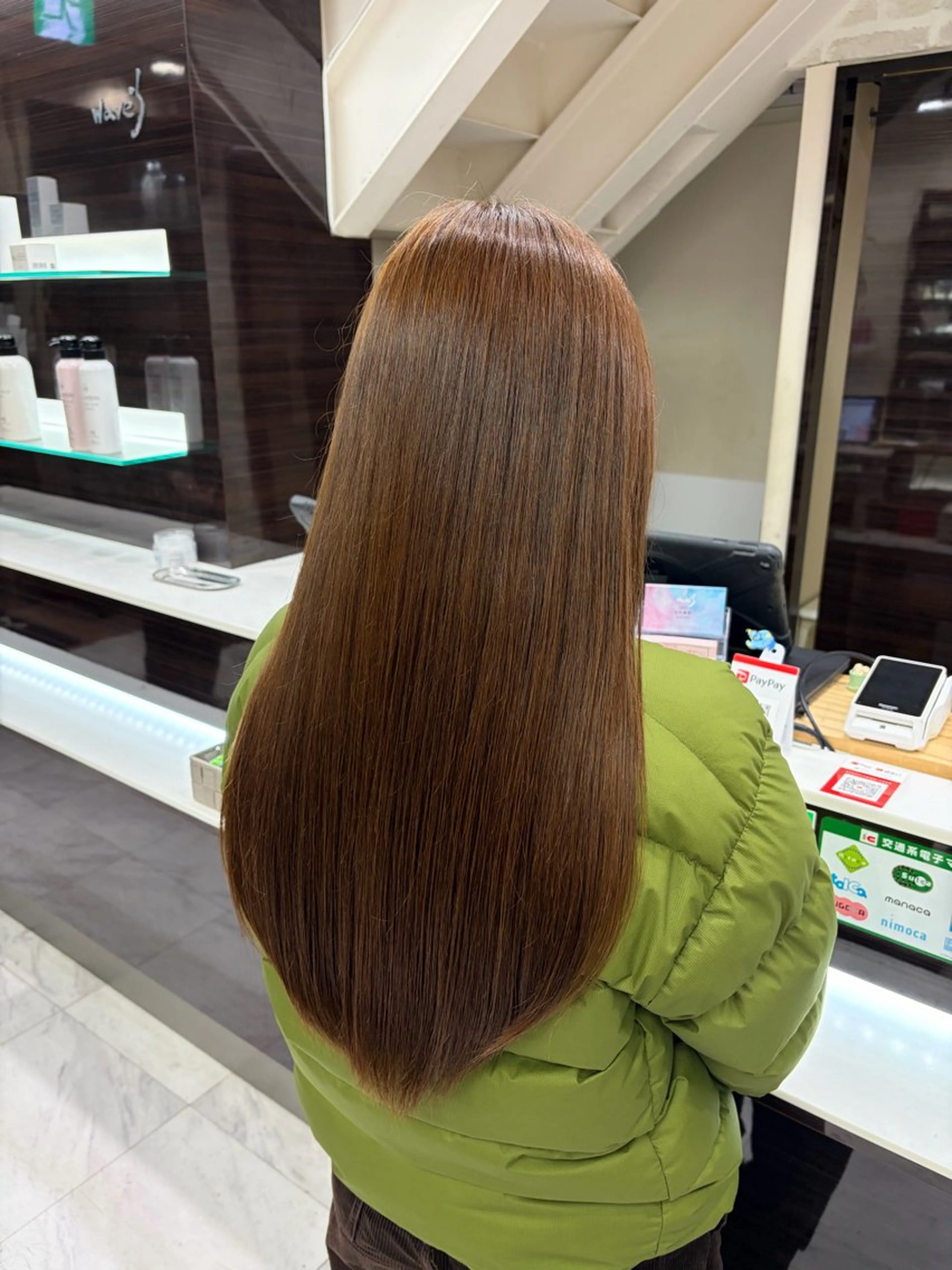 ロング カラー ブラウンカラー ナチュラルブラウン ヘアカラー 旗手 沙和のヘアスタイル