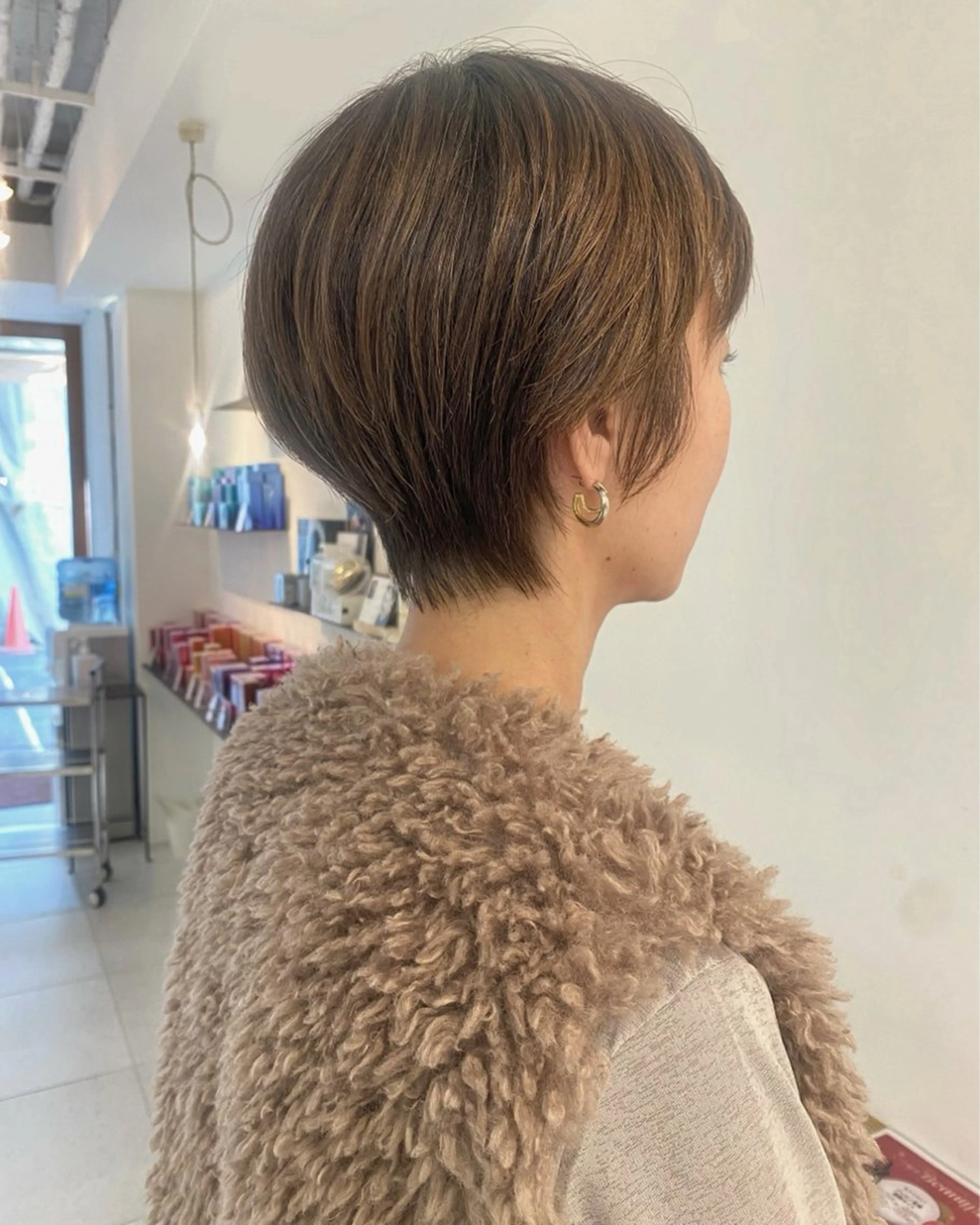 ショート カラー カット ヘアカラー トリートメント 安永 涼のヘアスタイル