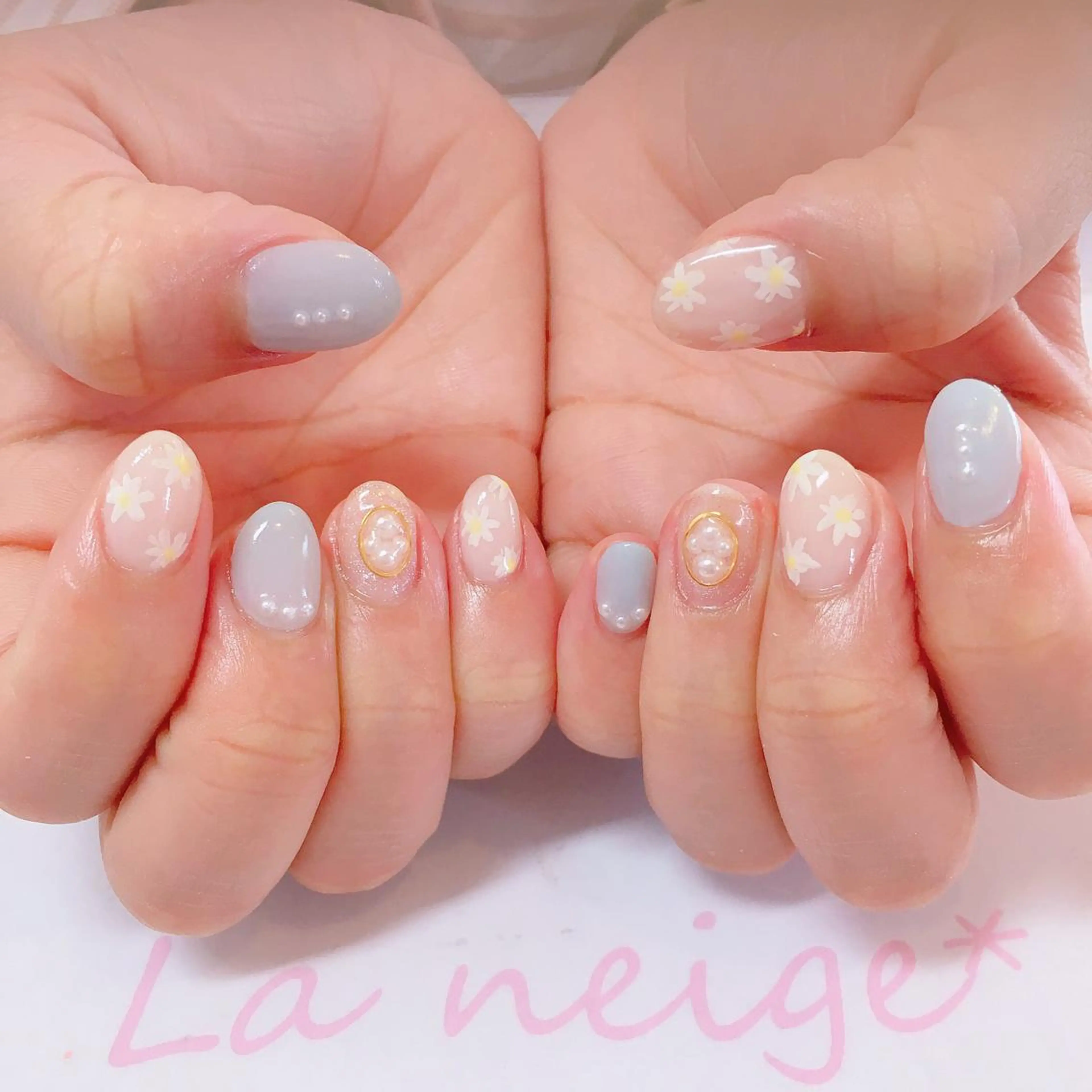 ネイル La neige* yuki 🥯🍑のネイルデザイン