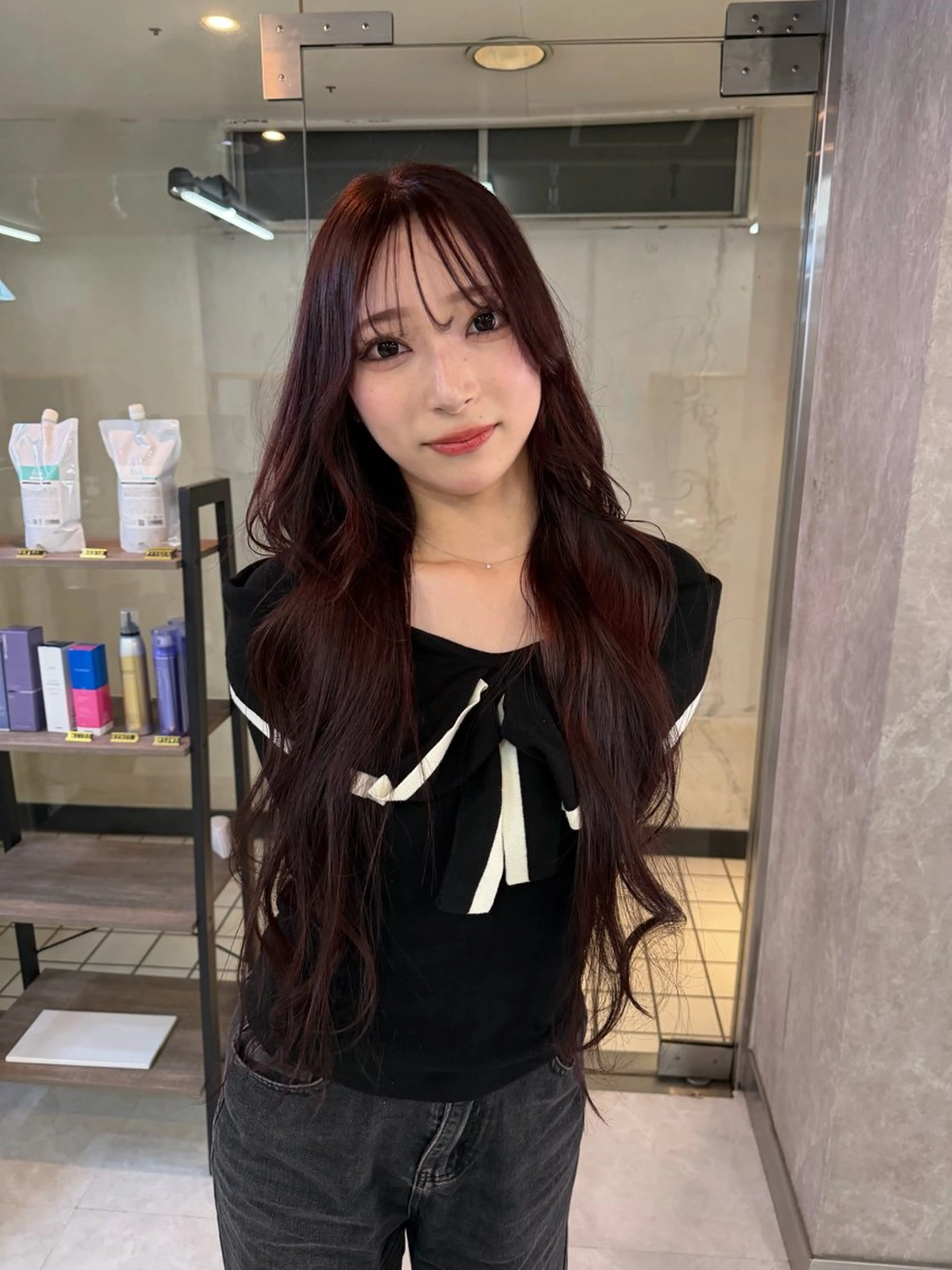 ロング レッドブラウン ヘアカラー Colore（コローレ）所属・顔タイプ/ダブルカラ ー/りりかのヘアスタイル