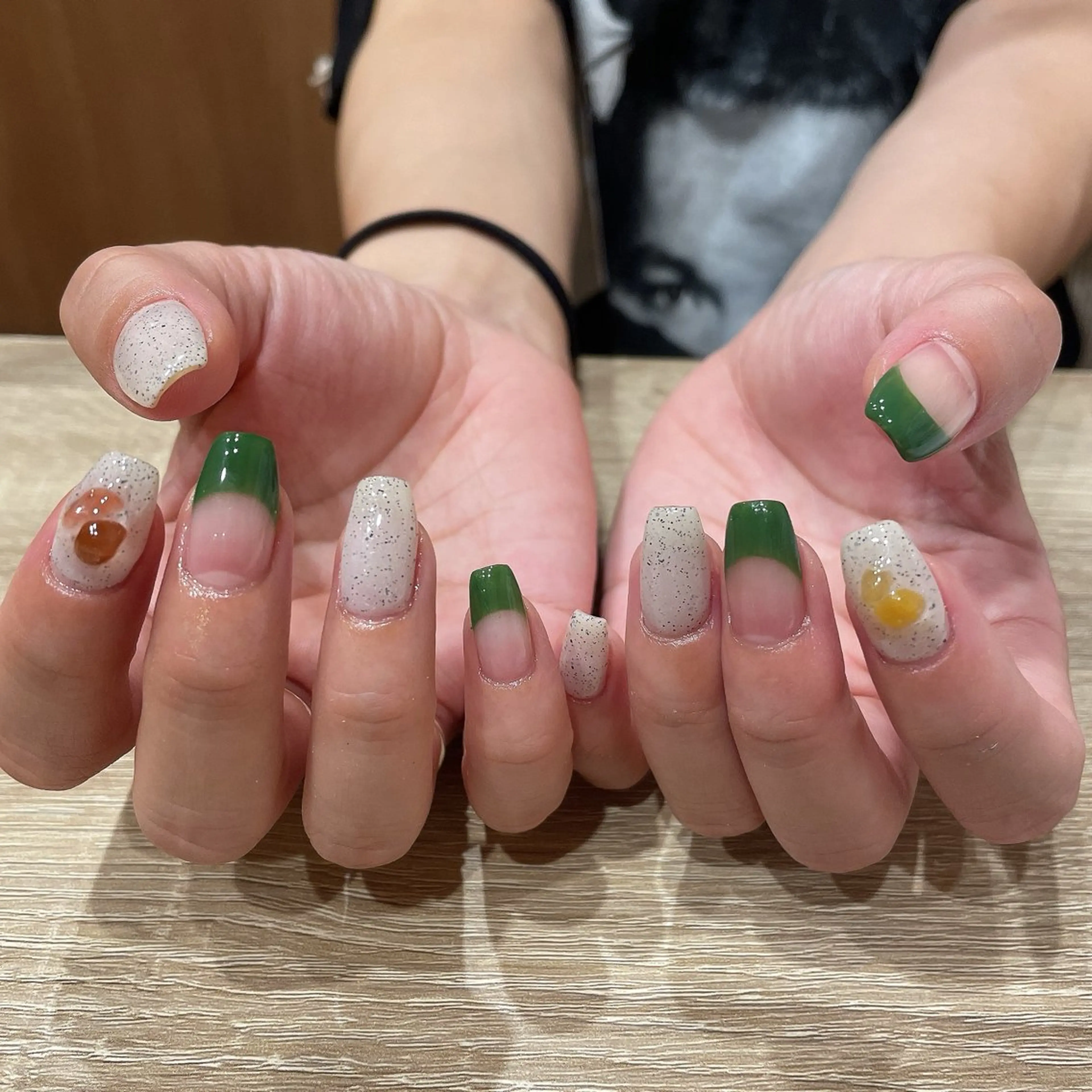 ネイル 持ち込み liberté所属・liberté🫧 新小岩のネイルデザイン