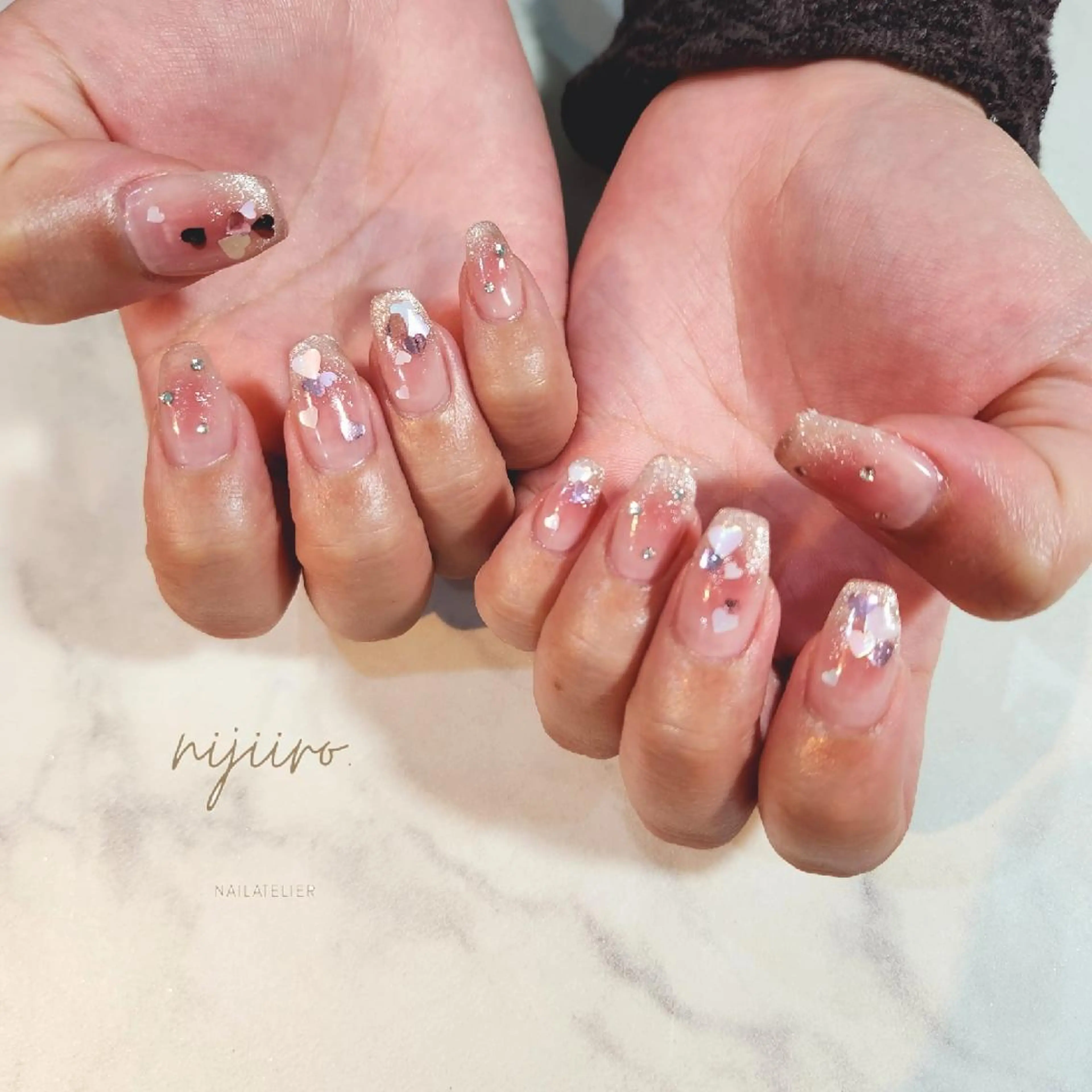 ネイル ハンドネイル nailatelier nijiiro.所属・nijiiro🌈 サトウのネイルデザイン