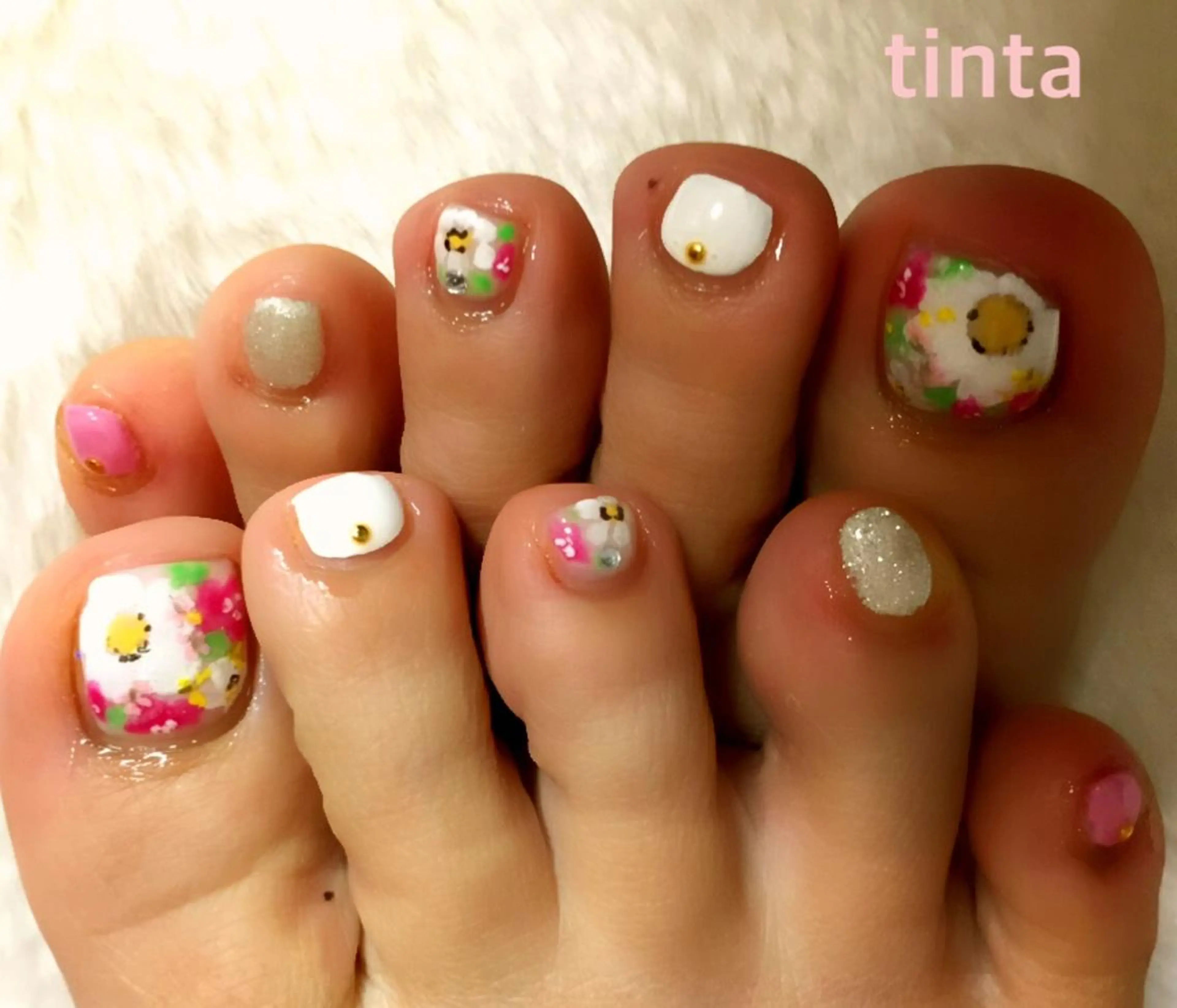 ネイル フラワーネイル ネイルサロン ティンタ所属・馬場 典子のネイルデザイン