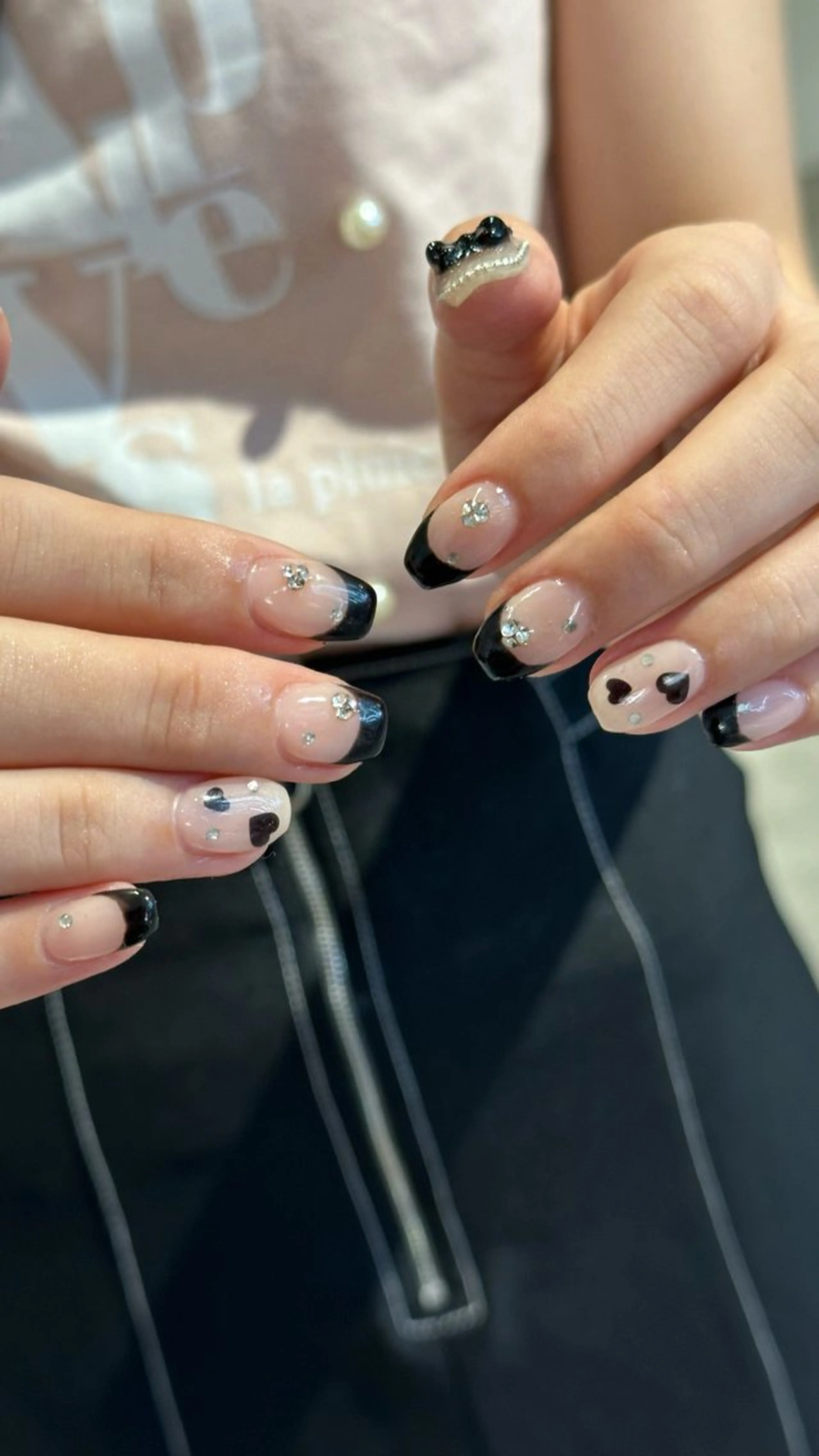 ネイル ハンドネイル 🎀韓国レイヤー特化 🎀ベージュ/ミクのヘアスタイル