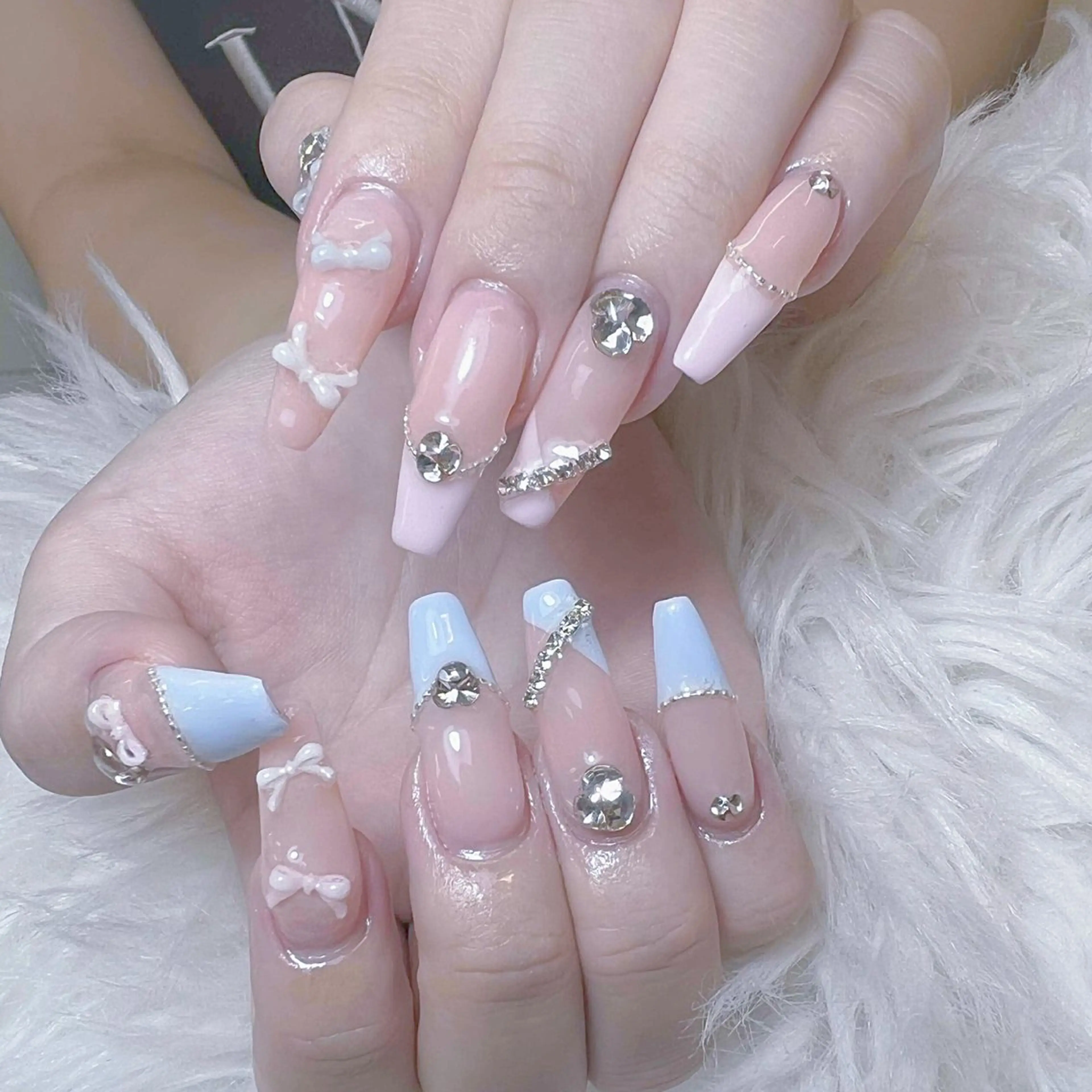 ネイル チークネイル 長さ出し フットネイル マグネットネイル 持ち込み ハンドネイル ANH NAIL ゴテゴテ専門店💎のネイルデザイン