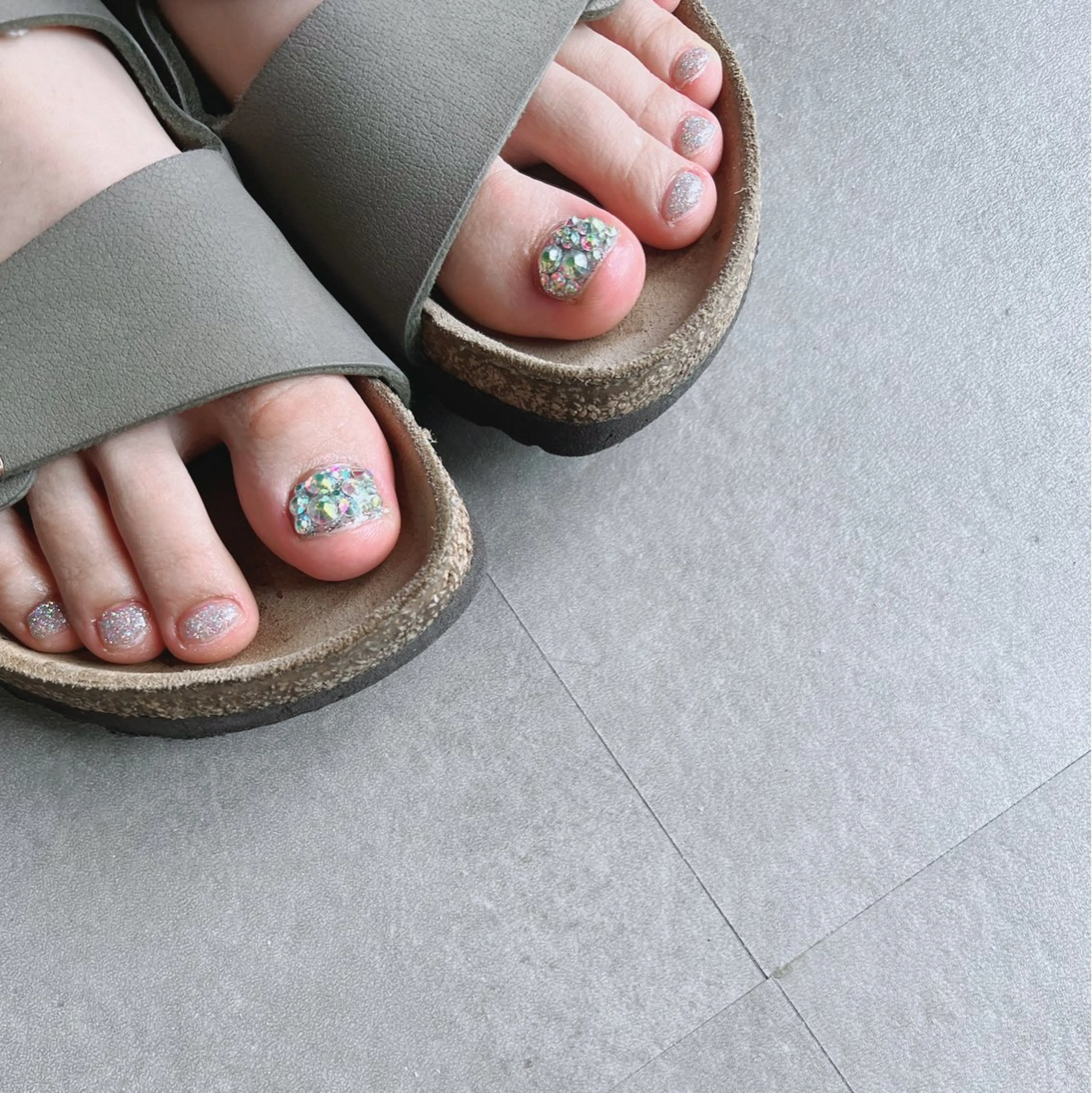 foot 【オフあり】ストーン埋め尽くしの写真