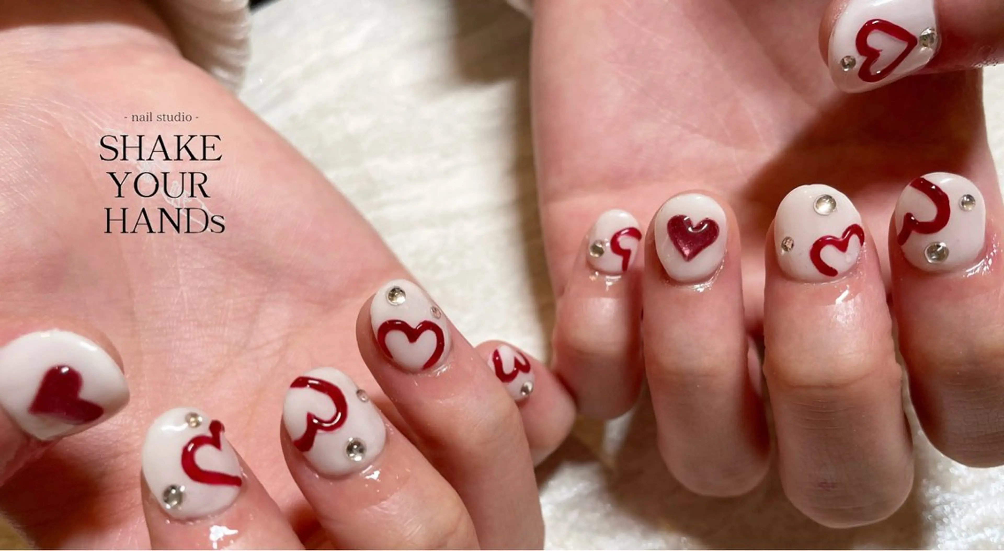 ネイル ハンドネイル ネイルスタジオ シェイクユアハンズのネイルデザイン