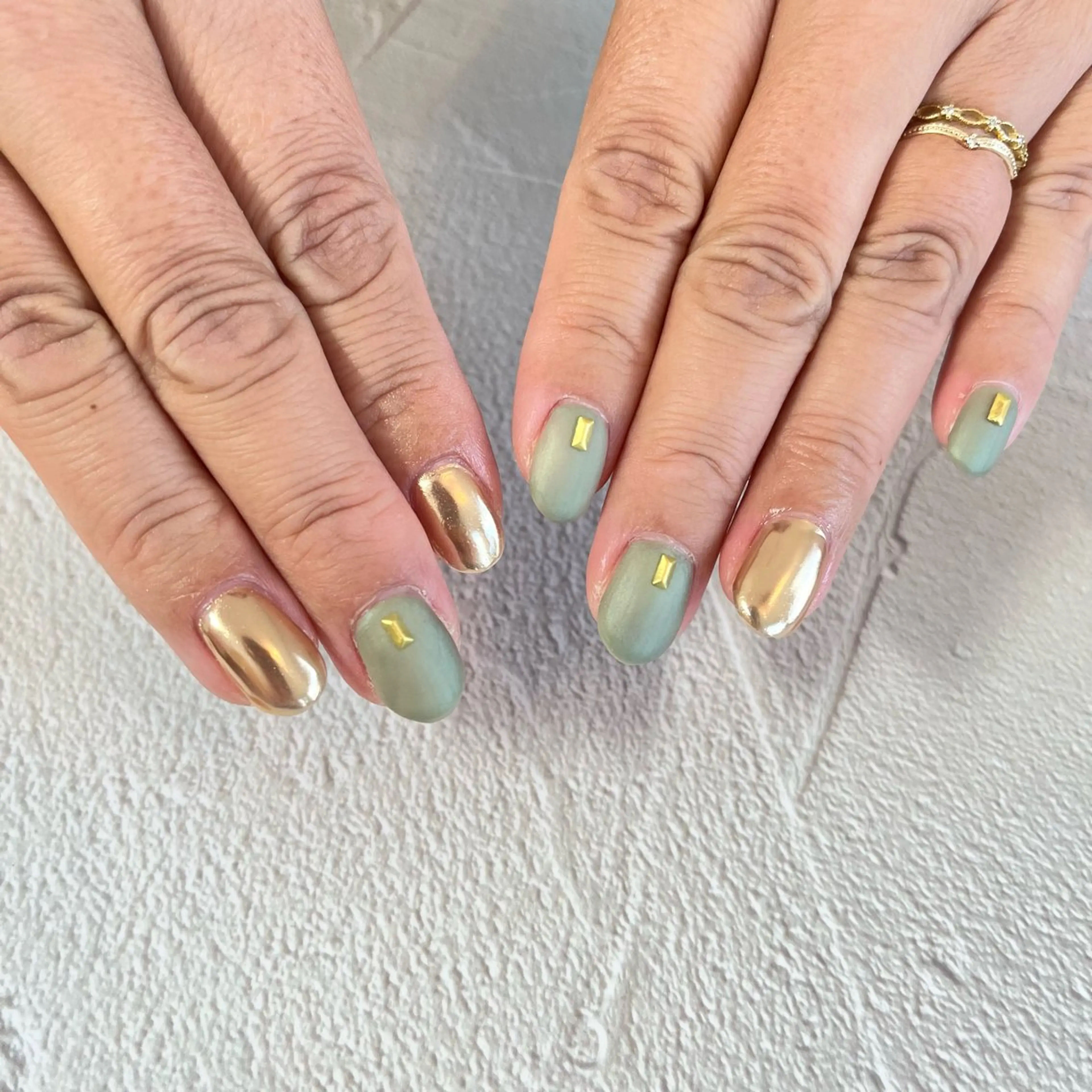 ネイル ゴールド マットネイル Briwa✨nail 💅enoi ❤︎のネイルデザイン